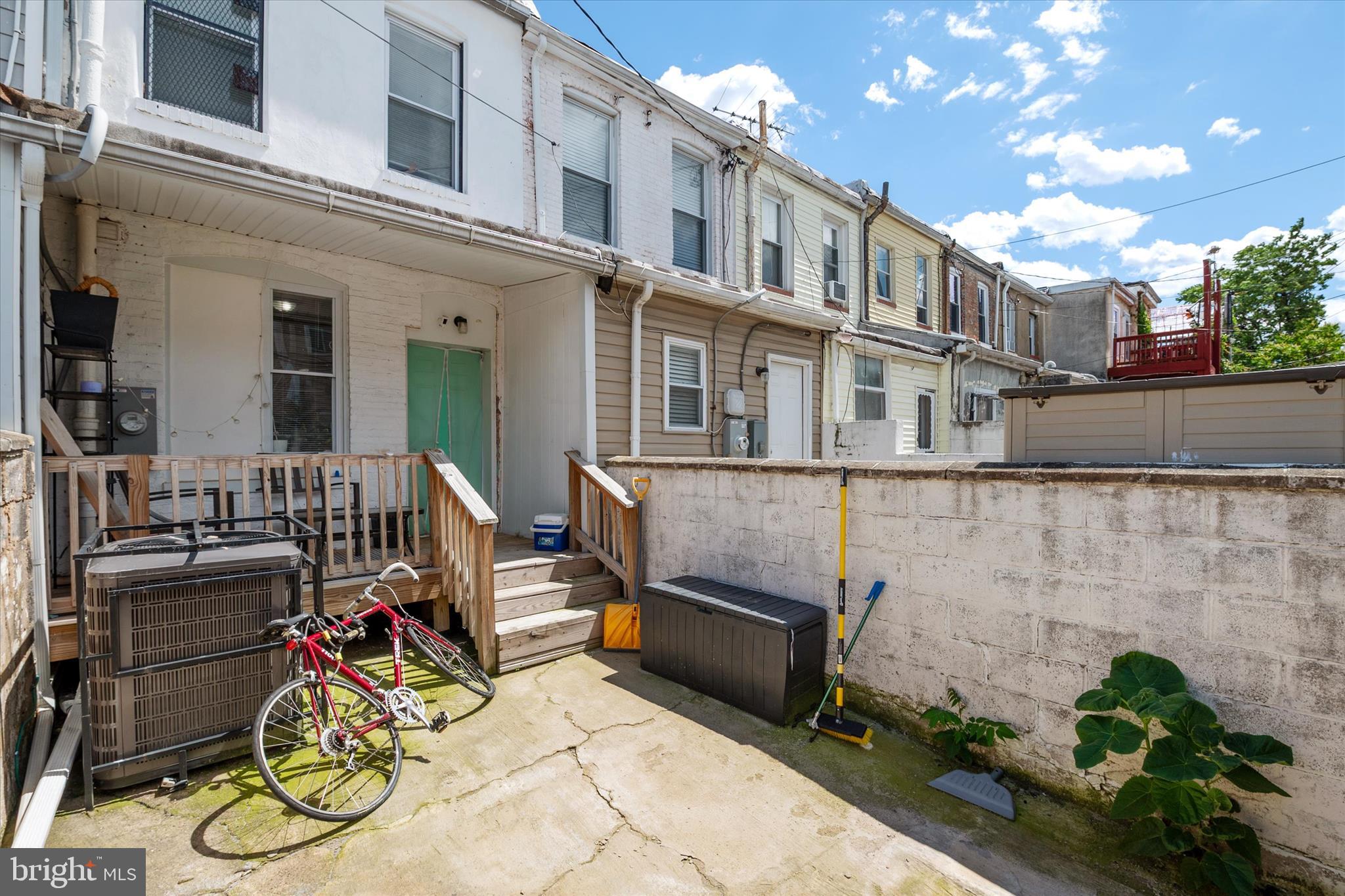 WASHINGTON VILLAGE - Residential
