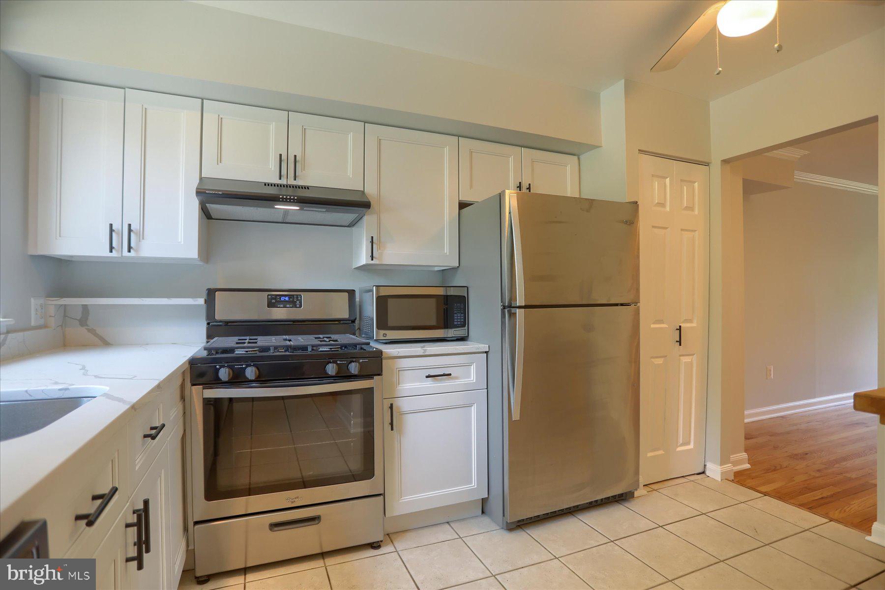 20 STONERIDGE COURT 22