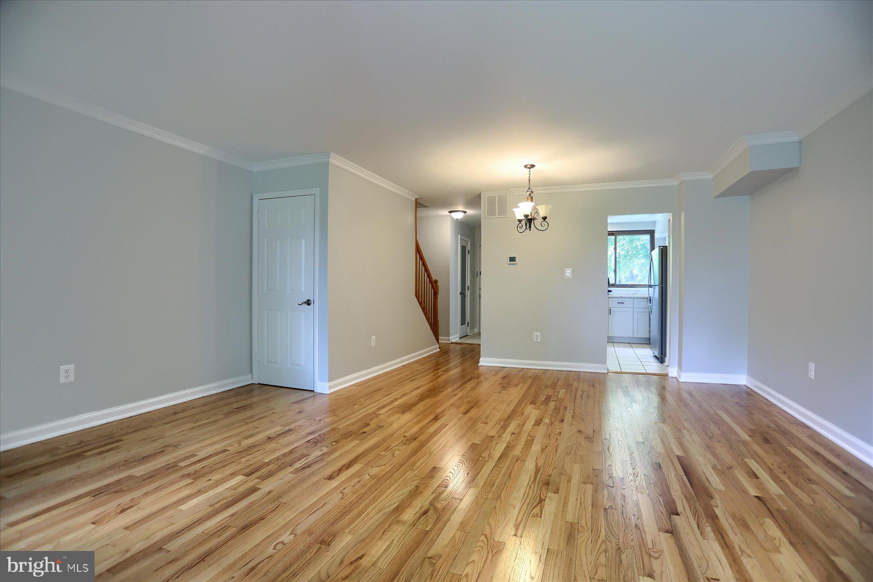 20 STONERIDGE COURT 22