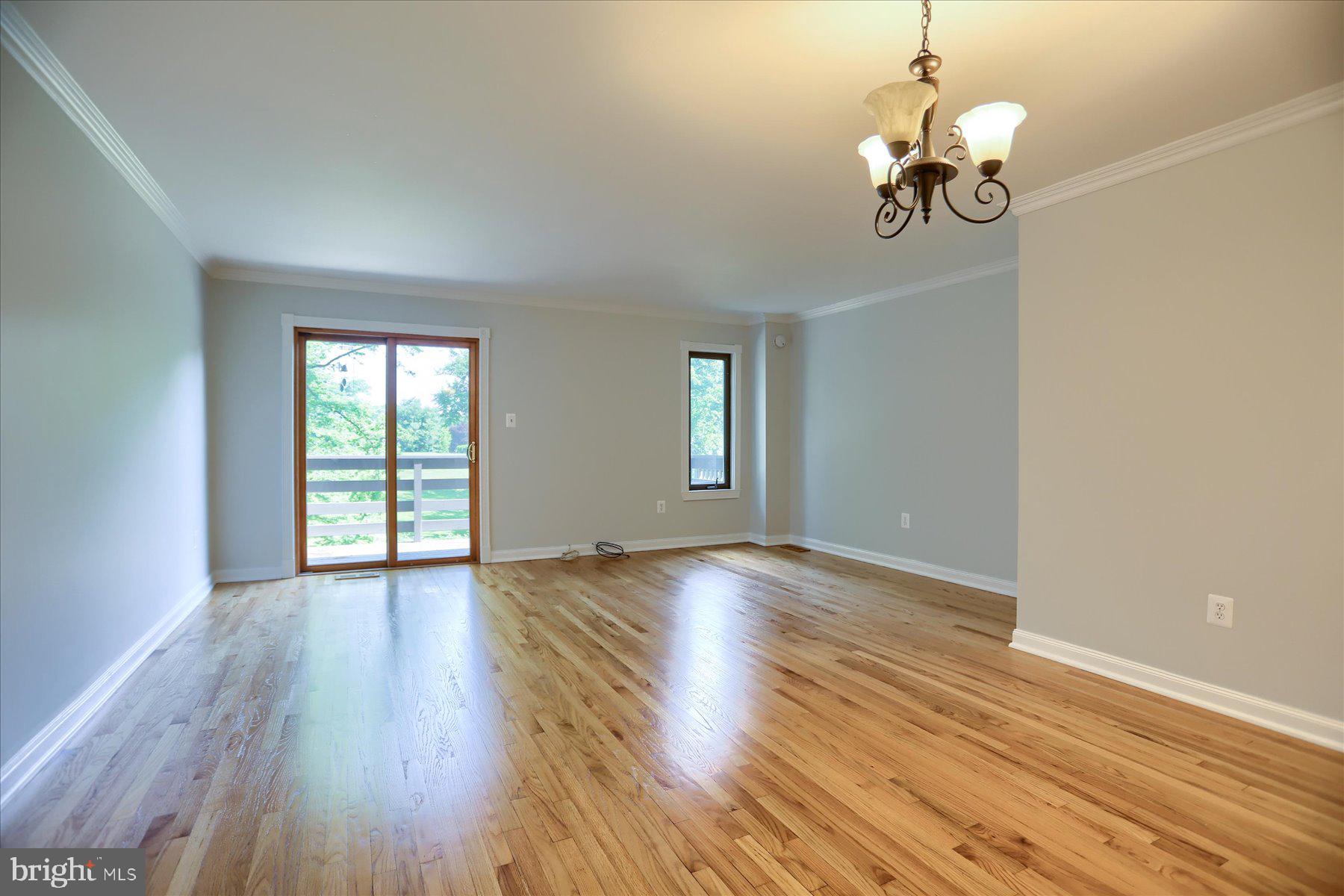 20 STONERIDGE COURT 22