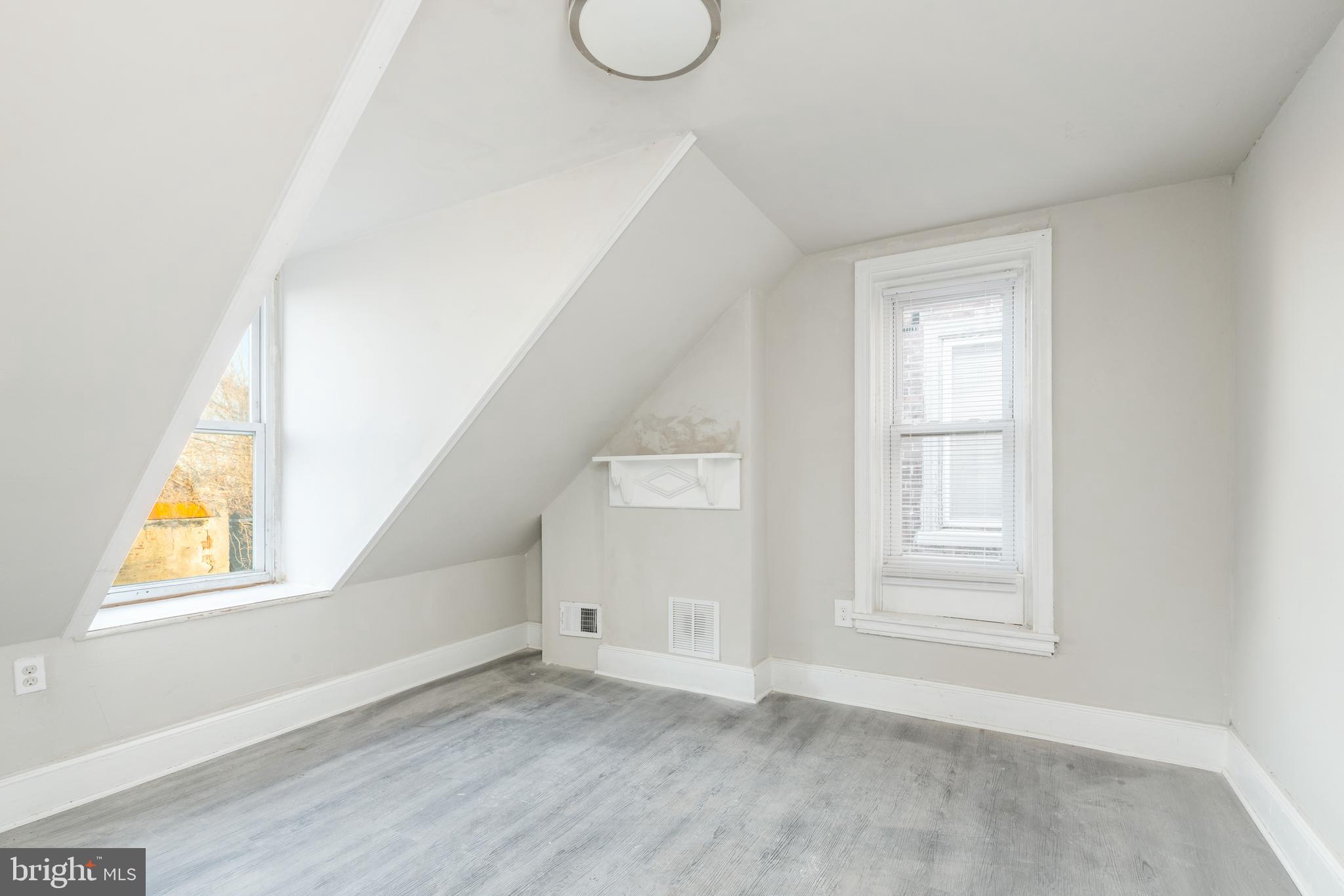 BELMONT - Residential