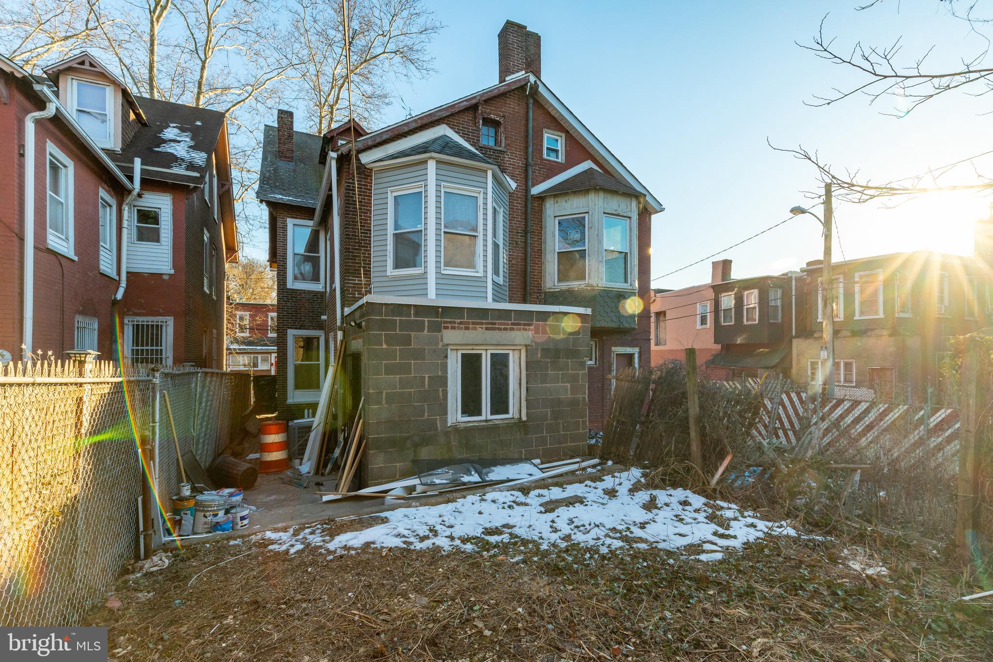 BELMONT - Residential