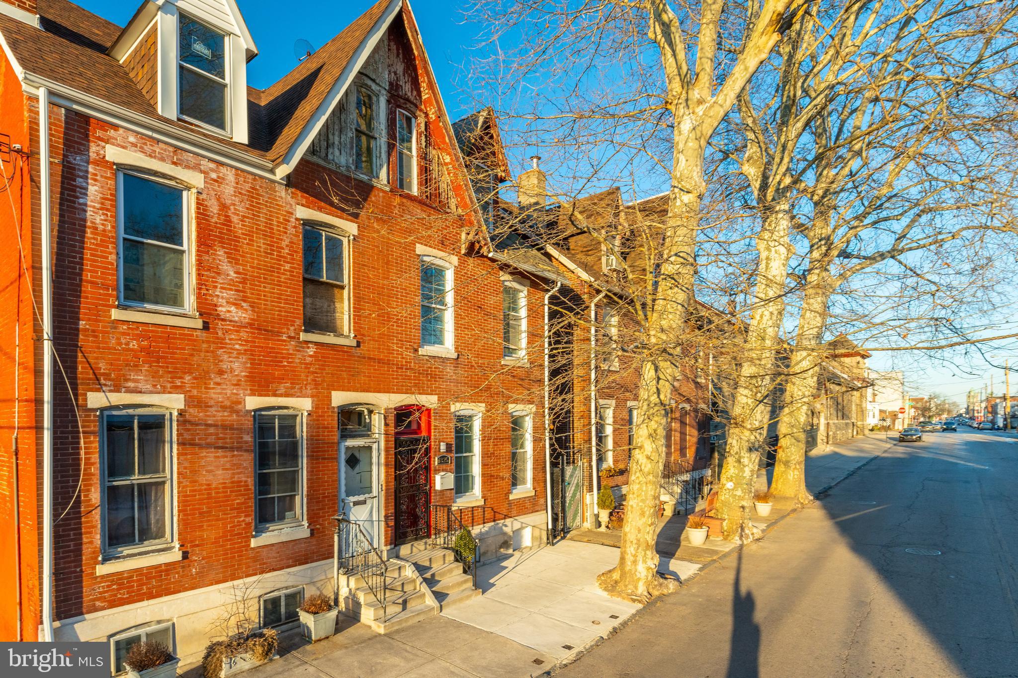 BELMONT - Residential