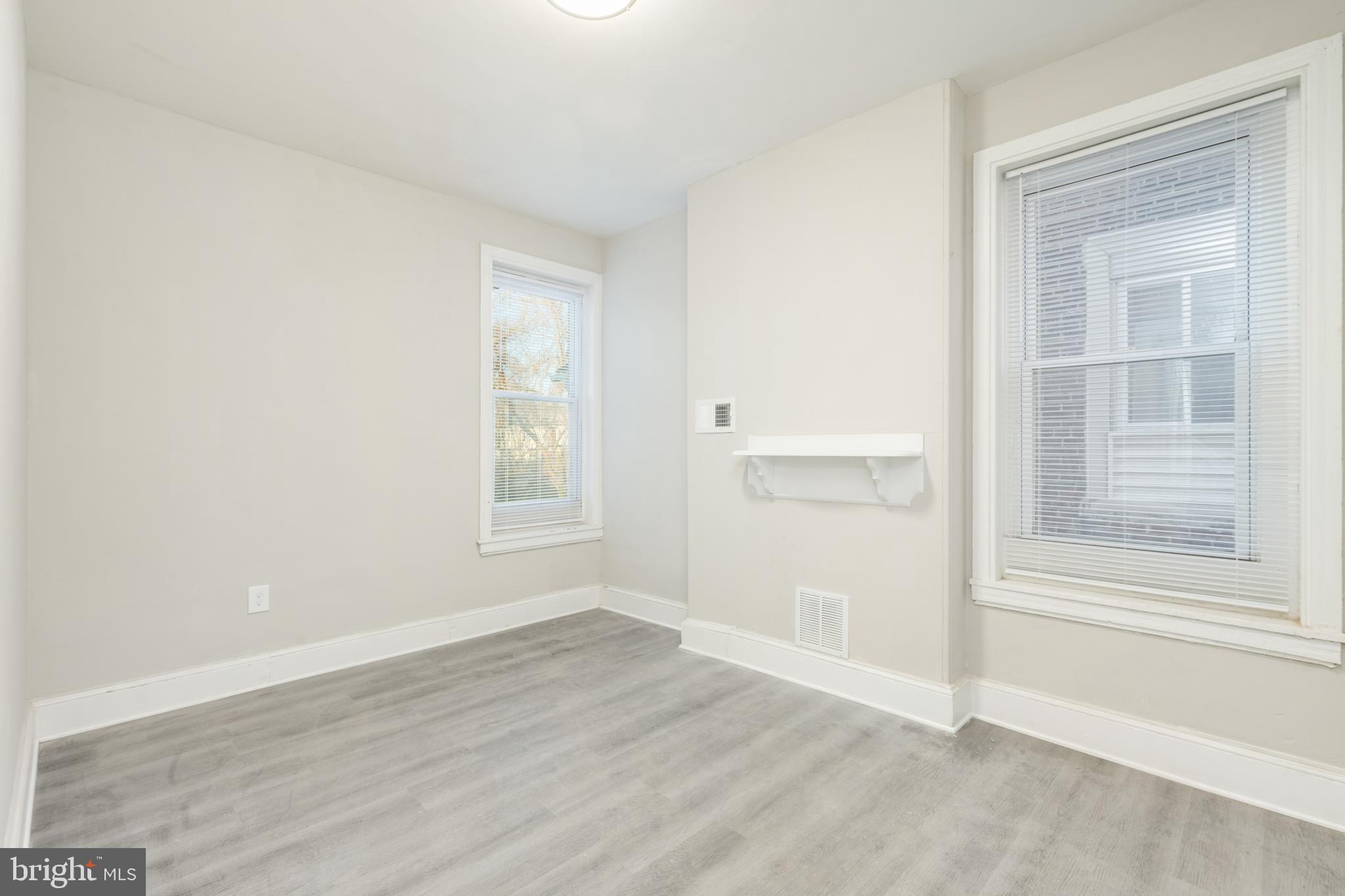 BELMONT - Residential