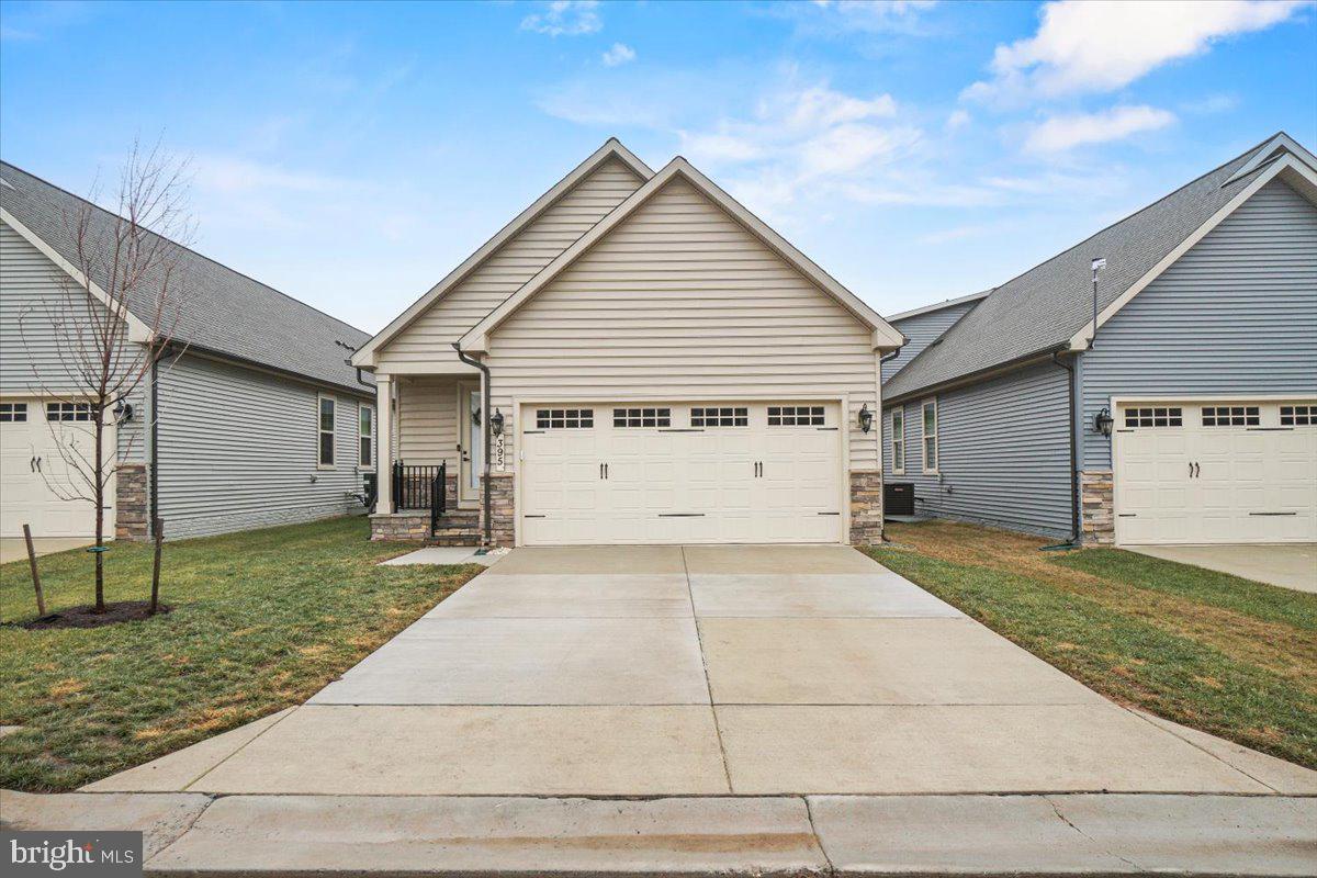 BLOOMFIELDS - Residential