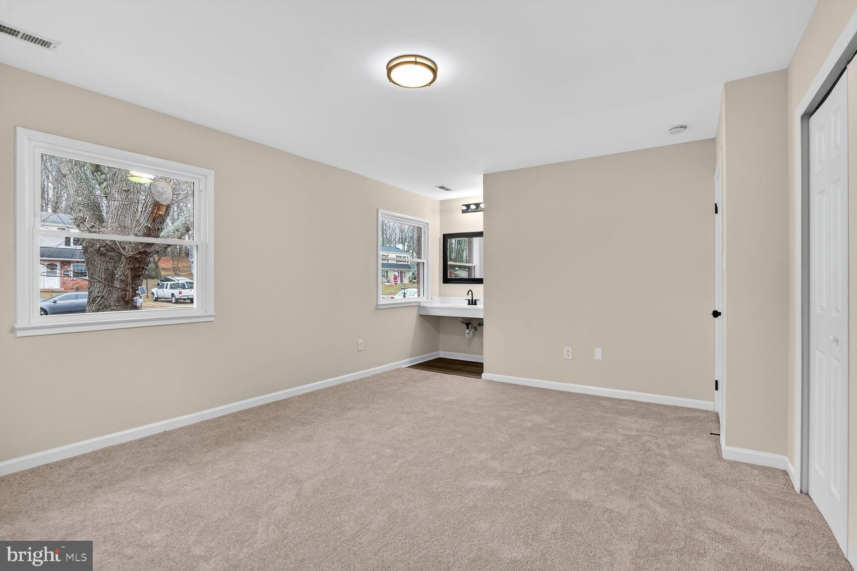 DALE CITY - Residential