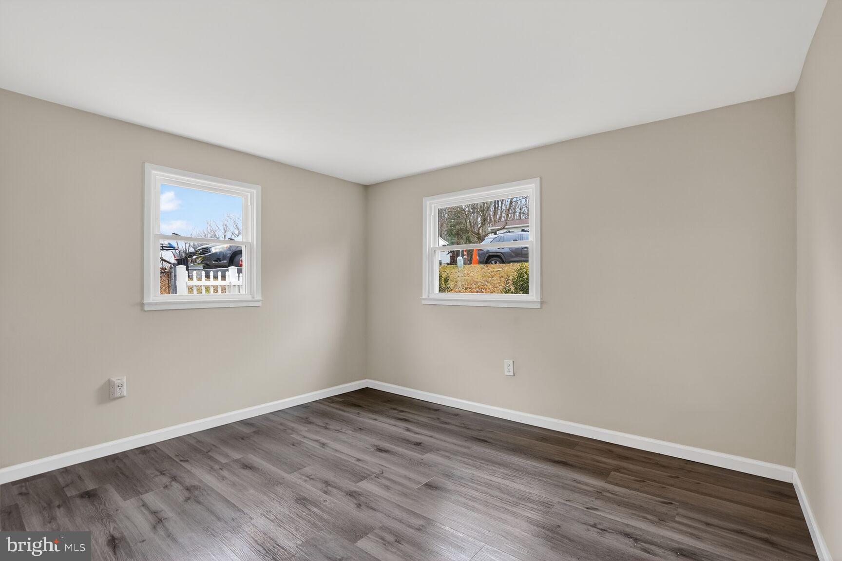 DALE CITY - Residential