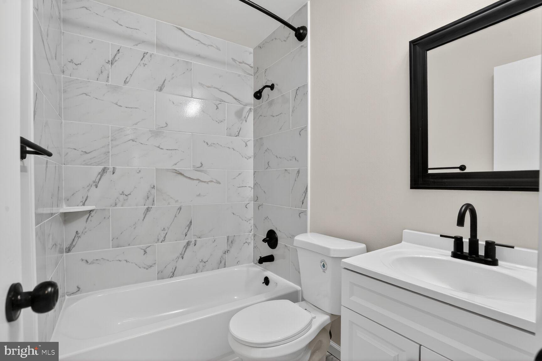 DALE CITY - Residential