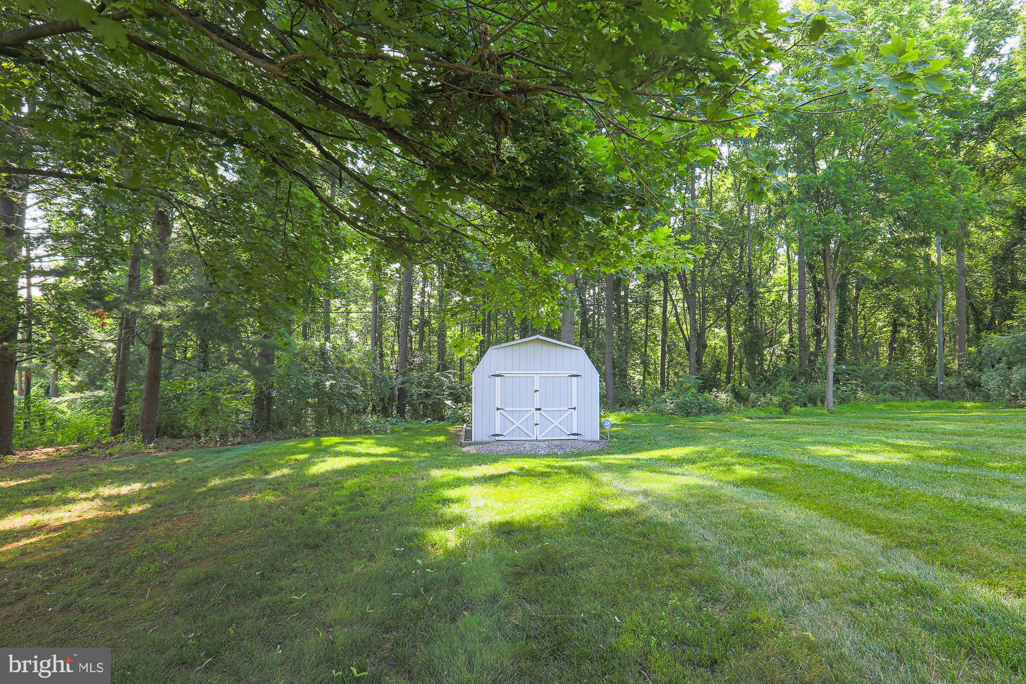 MADONNA MANOR - Residential