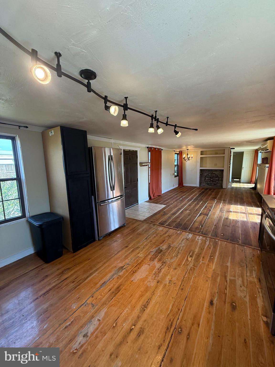 1024 WARM SPRING ROAD