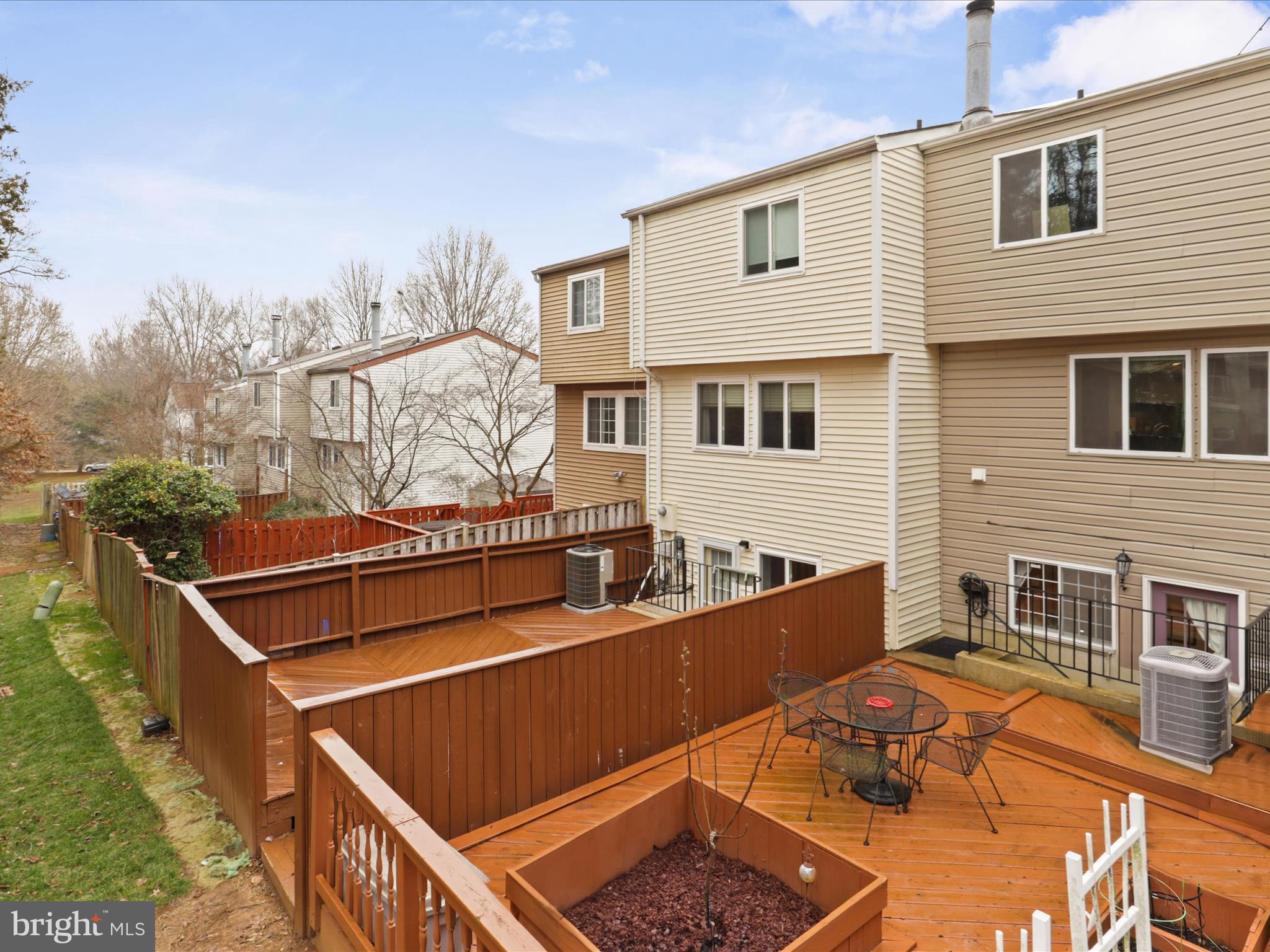 TARTAN VILLAGE - Residential