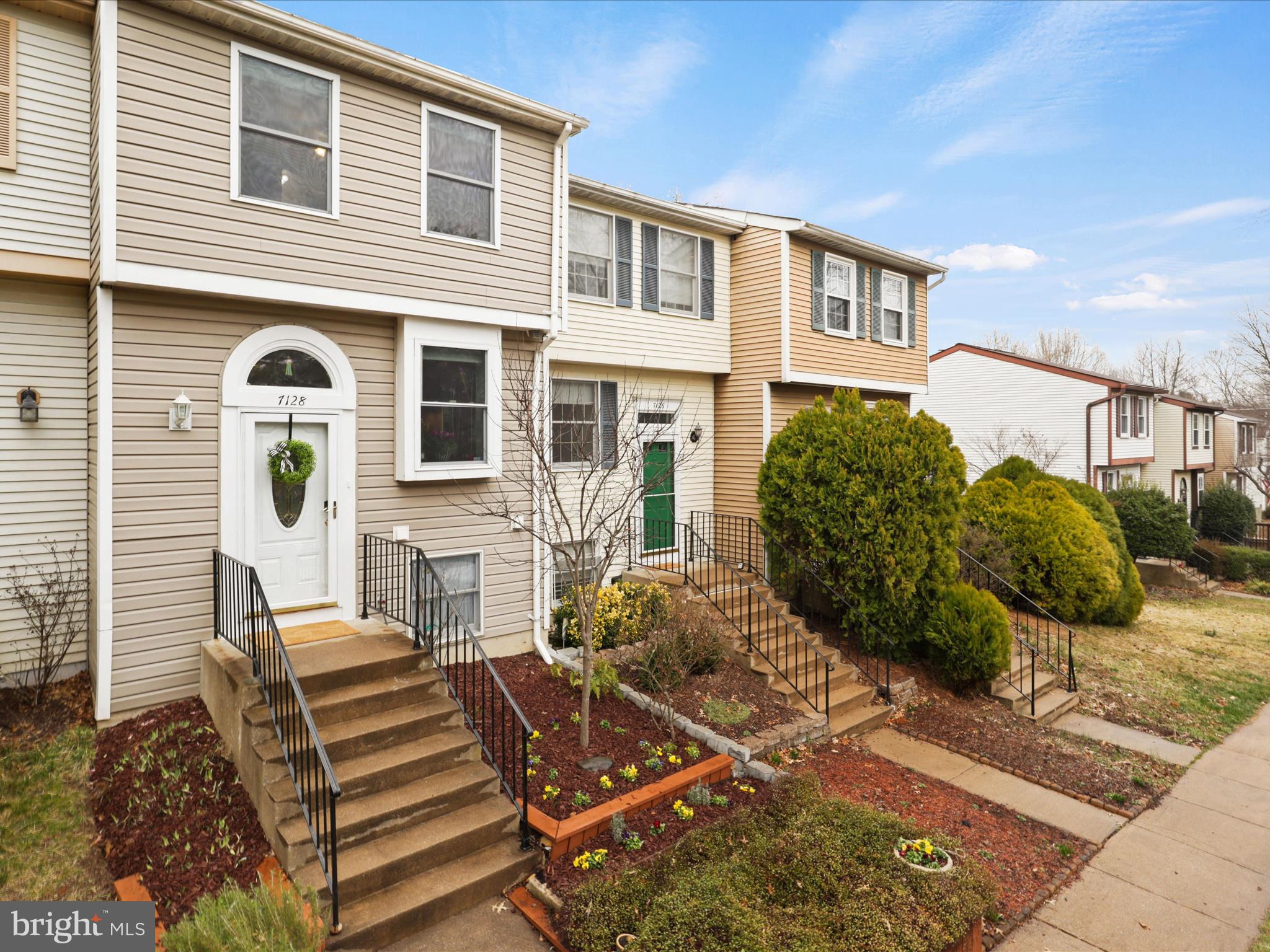 TARTAN VILLAGE - Residential