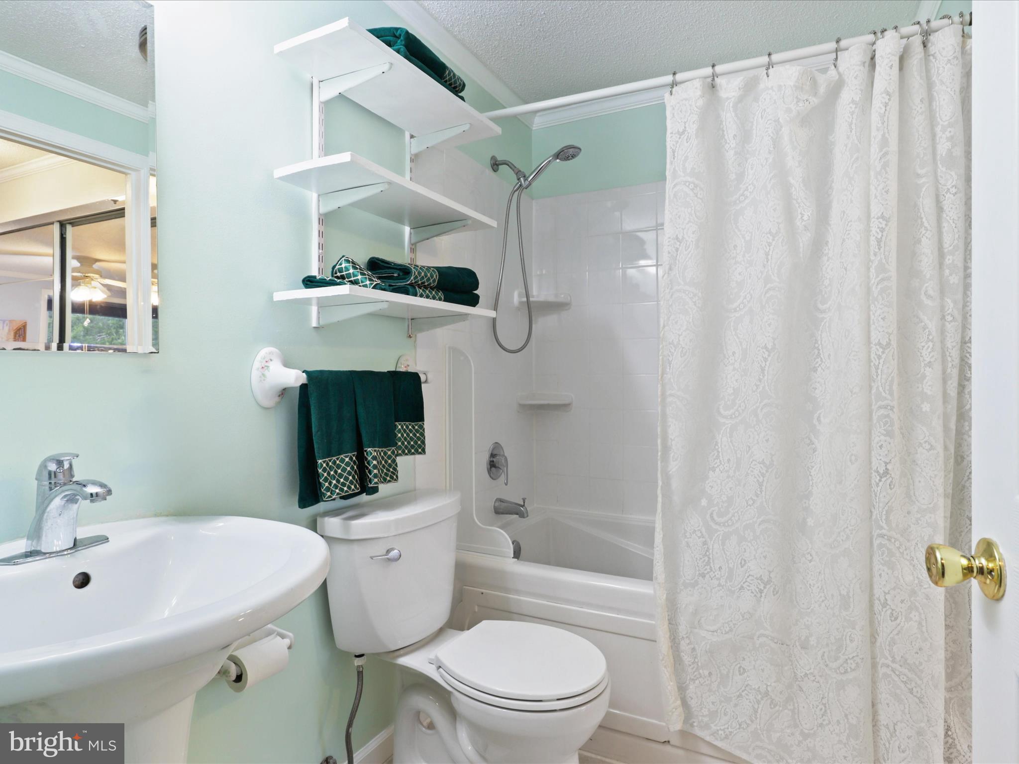 TARTAN VILLAGE - Residential