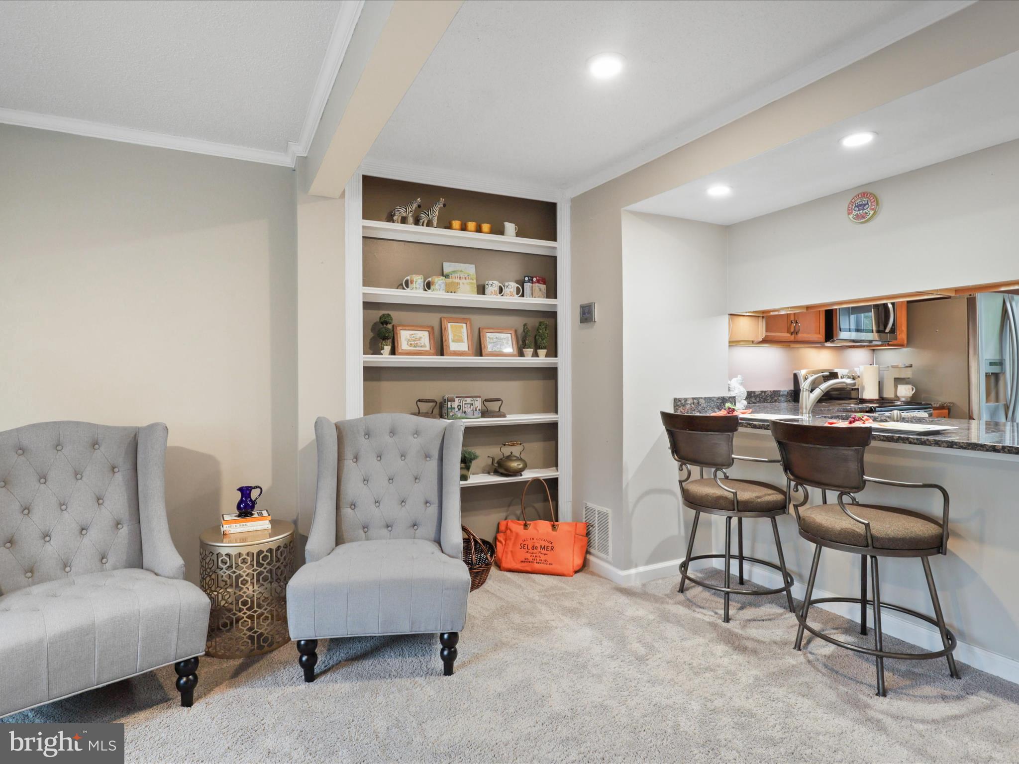 TARTAN VILLAGE - Residential