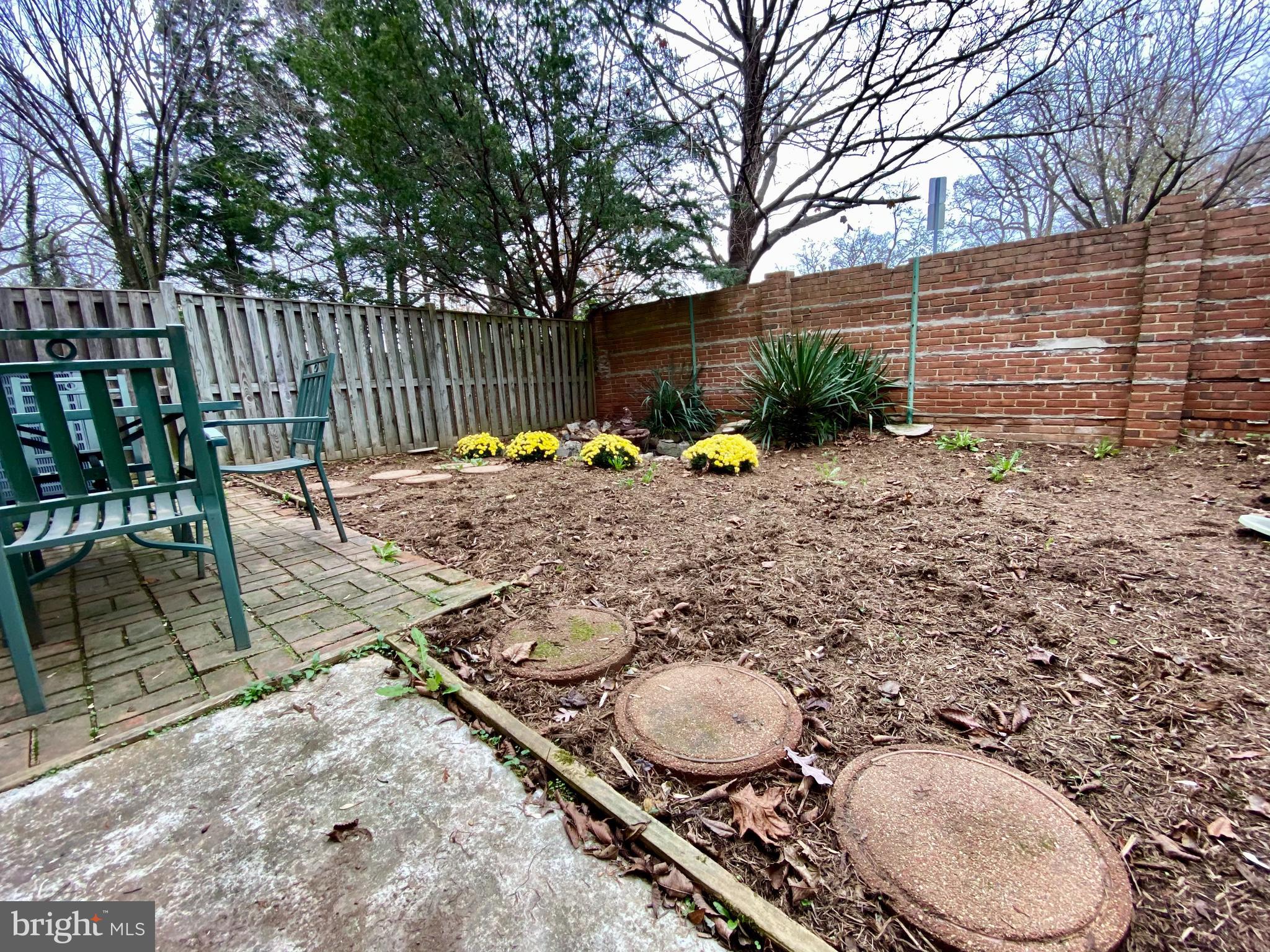 WOODSIDE - Residential Lease