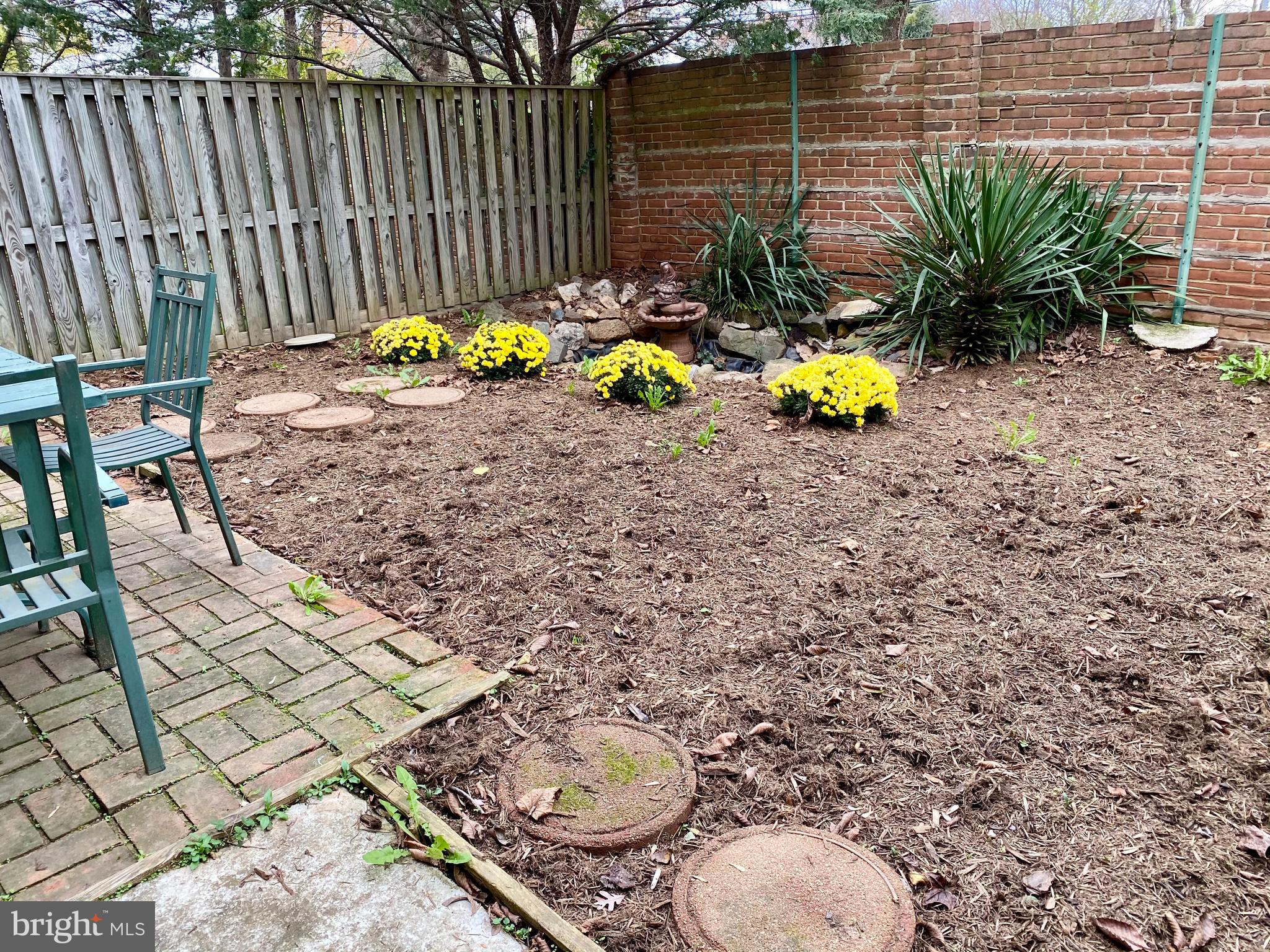 WOODSIDE - Residential Lease