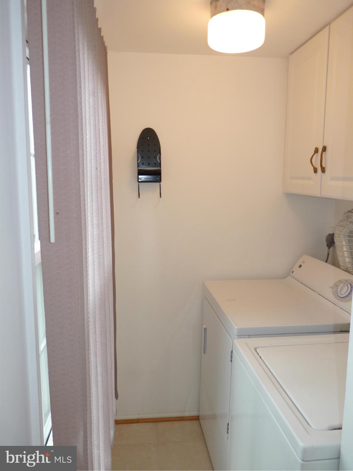 WOODSIDE - Residential Lease