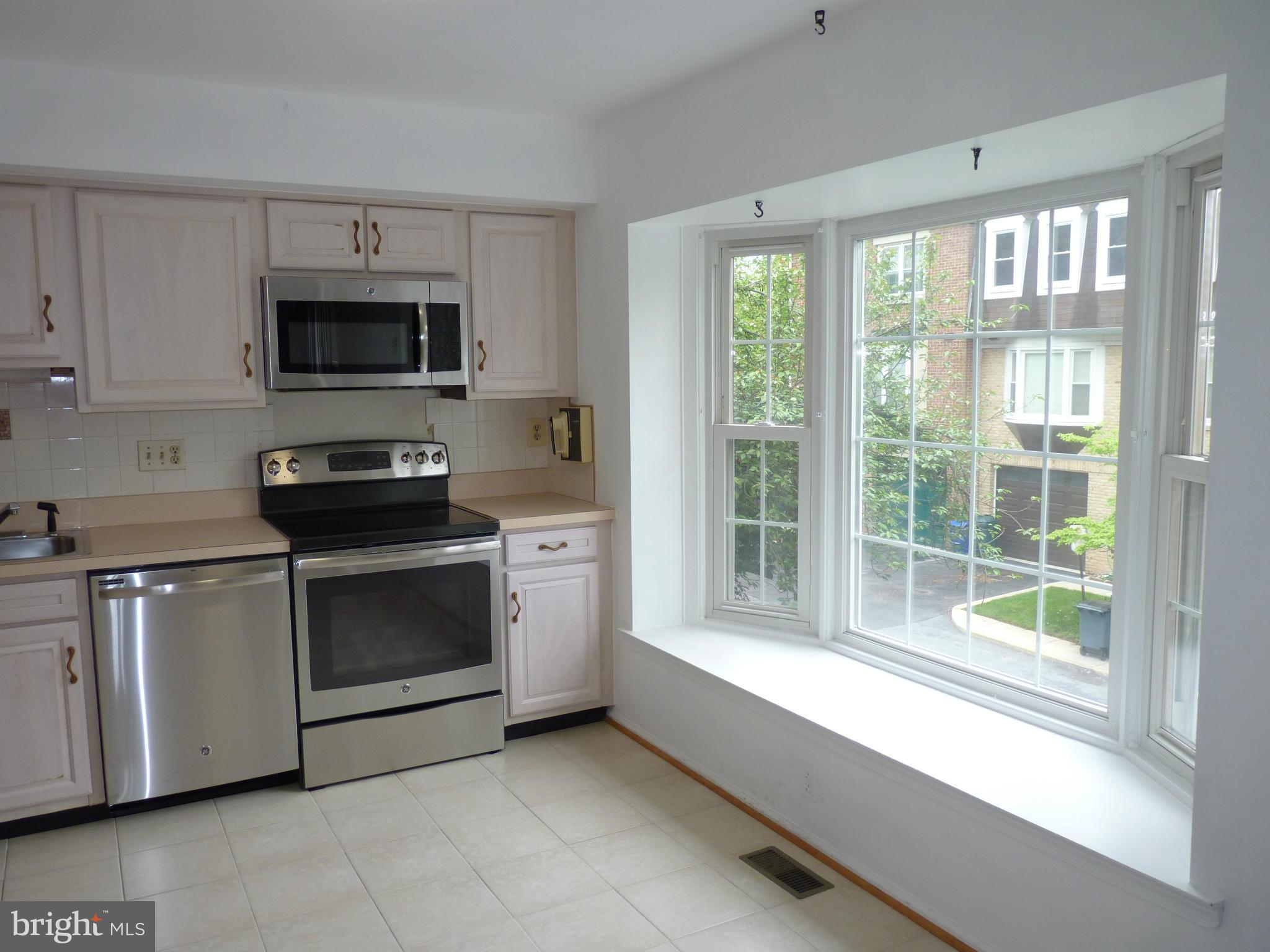 WOODSIDE - Residential Lease