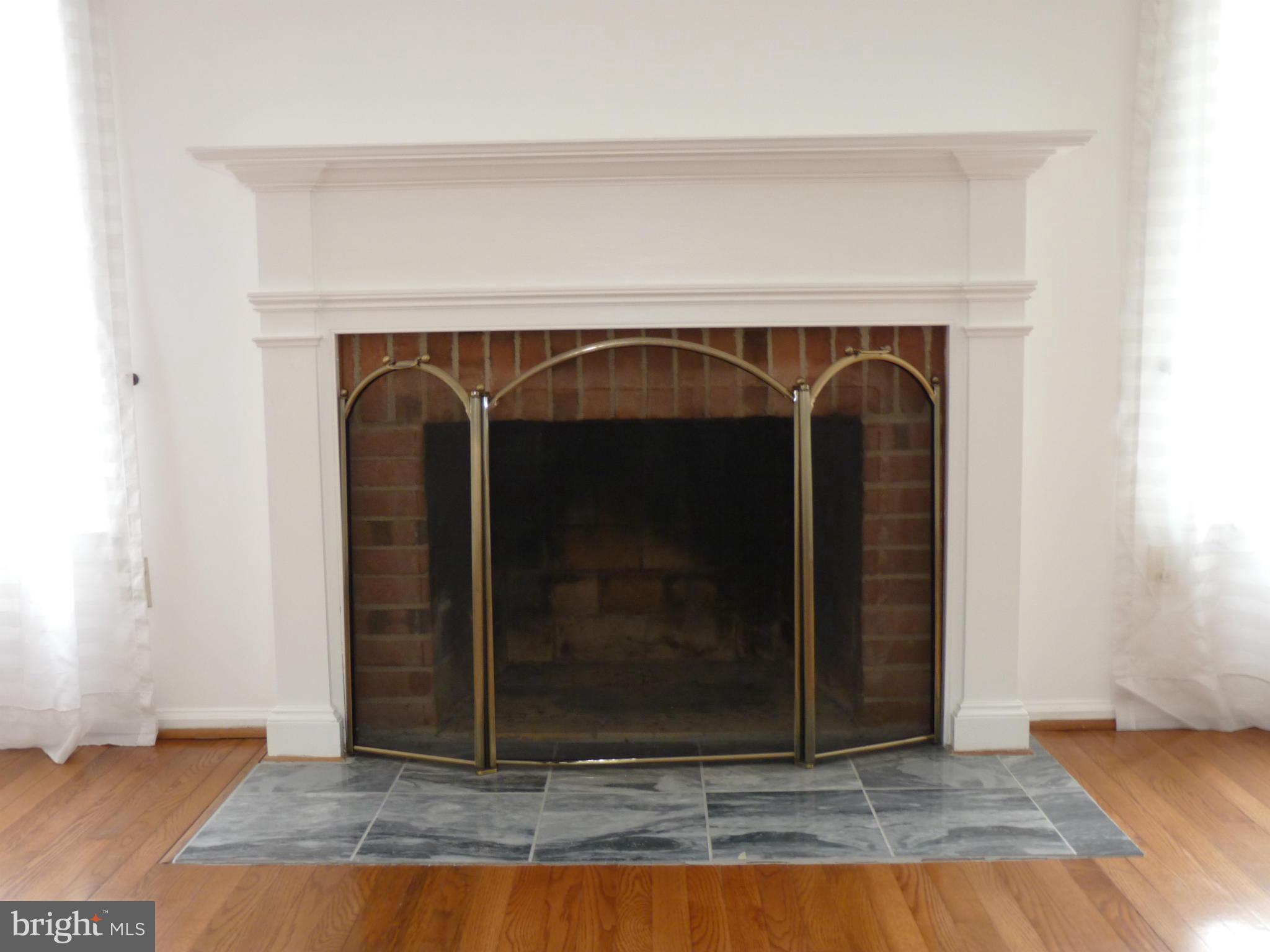 WOODSIDE - Residential Lease