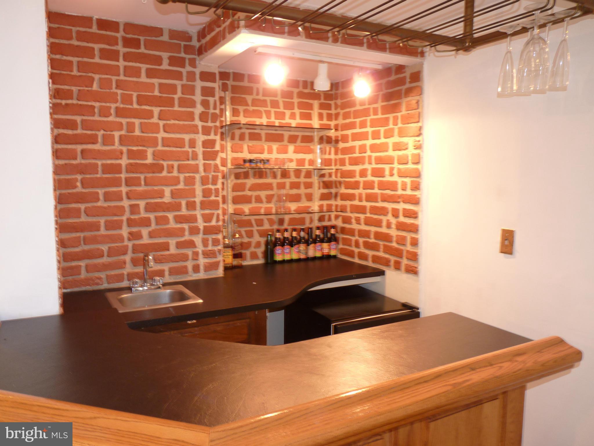 WOODSIDE - Residential Lease