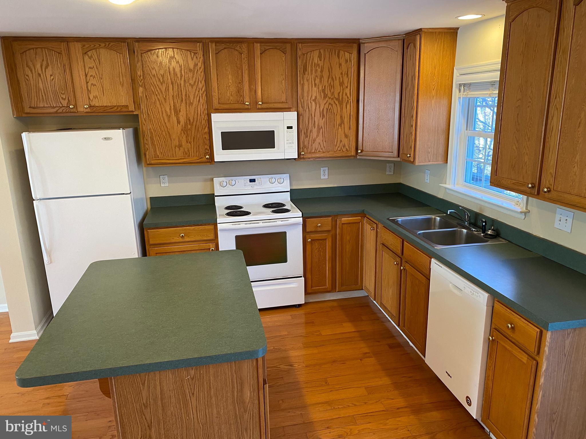 HAMMONDS MILL - Residential Lease