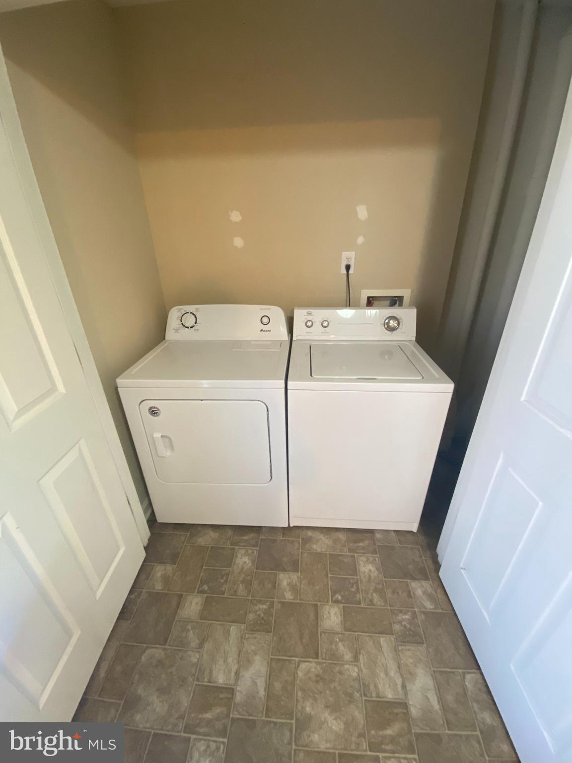 HAMMONDS MILL - Residential Lease