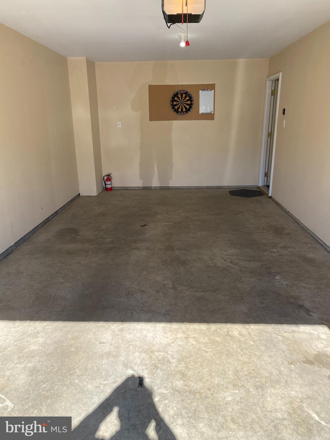 HAMMONDS MILL - Residential Lease