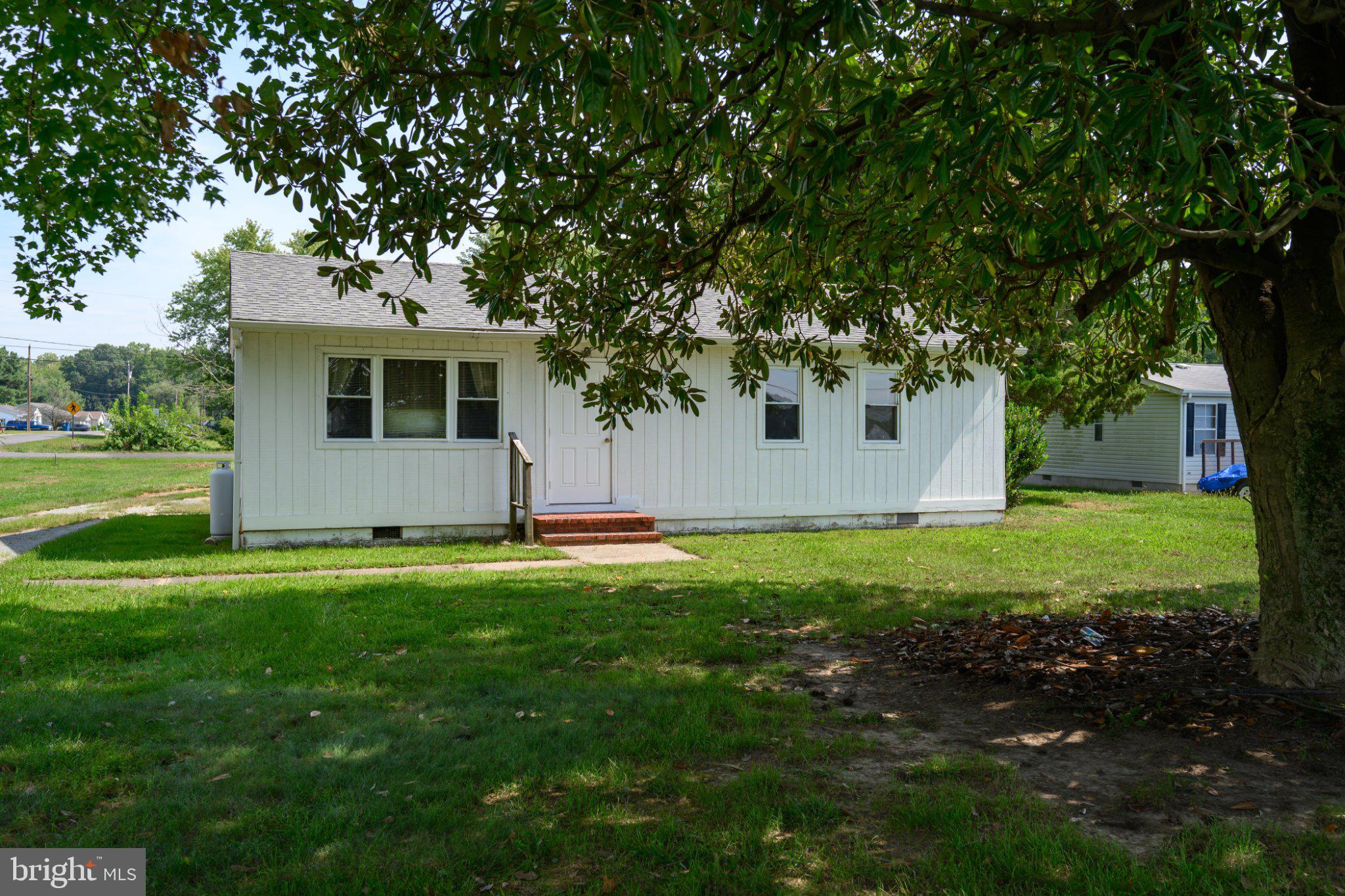 7415 WILKINS LANE