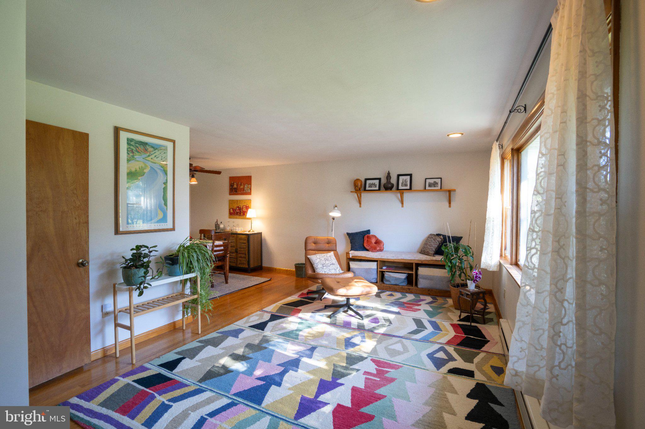 157 W CLEARVIEW AVENUE