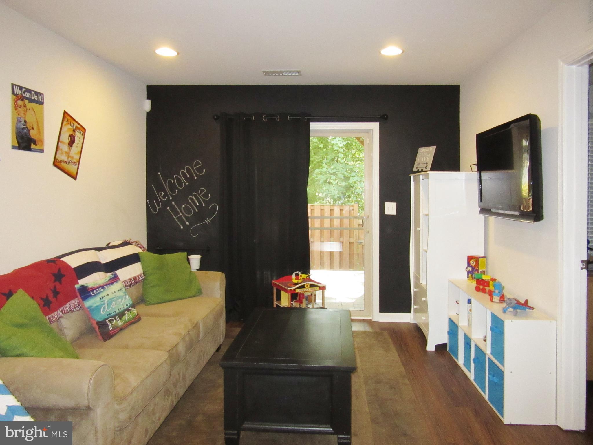 OCCOQUAN HEIGHTS - Residential Lease