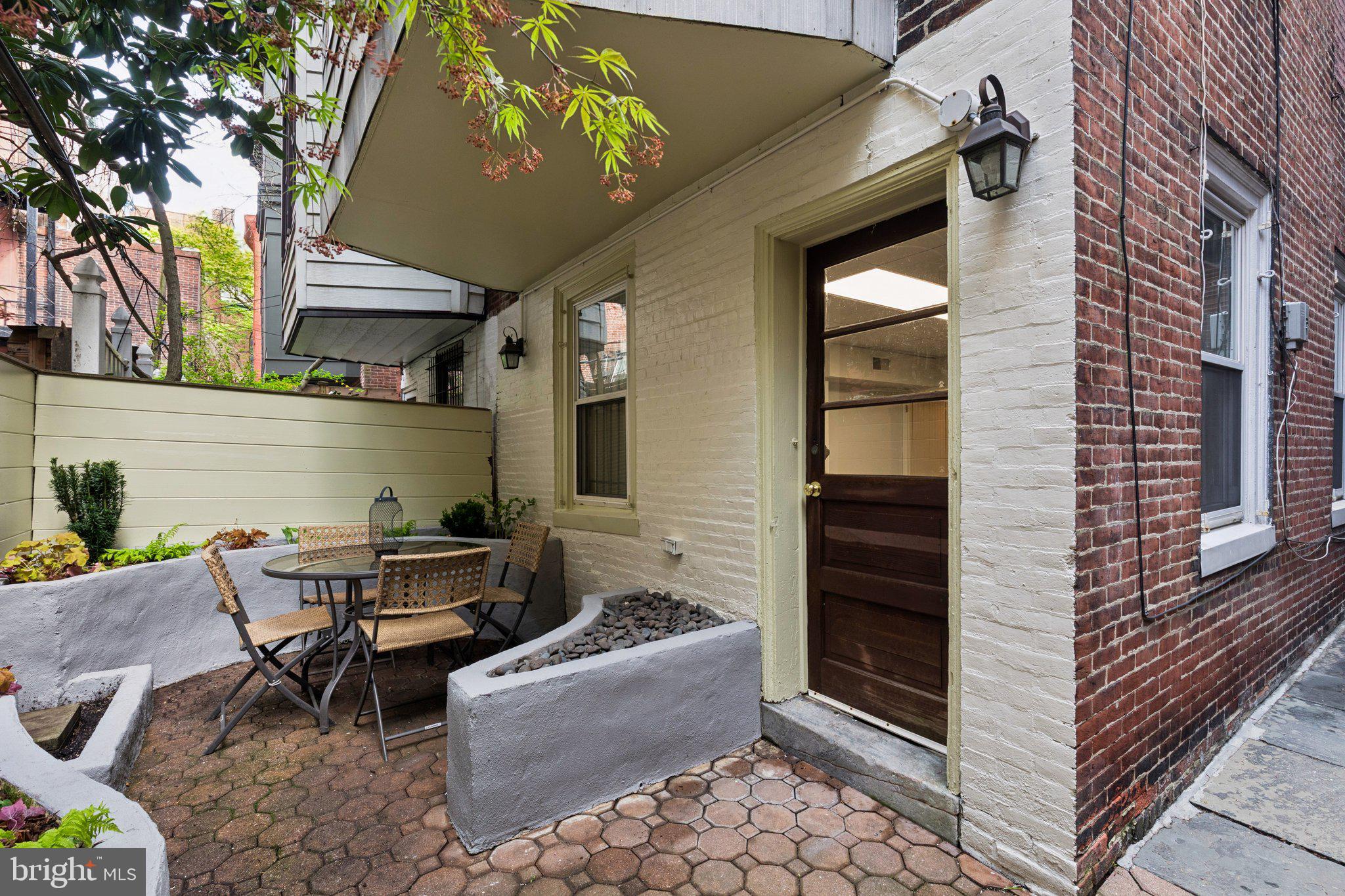 RITTENHOUSE SQUARE - Residential