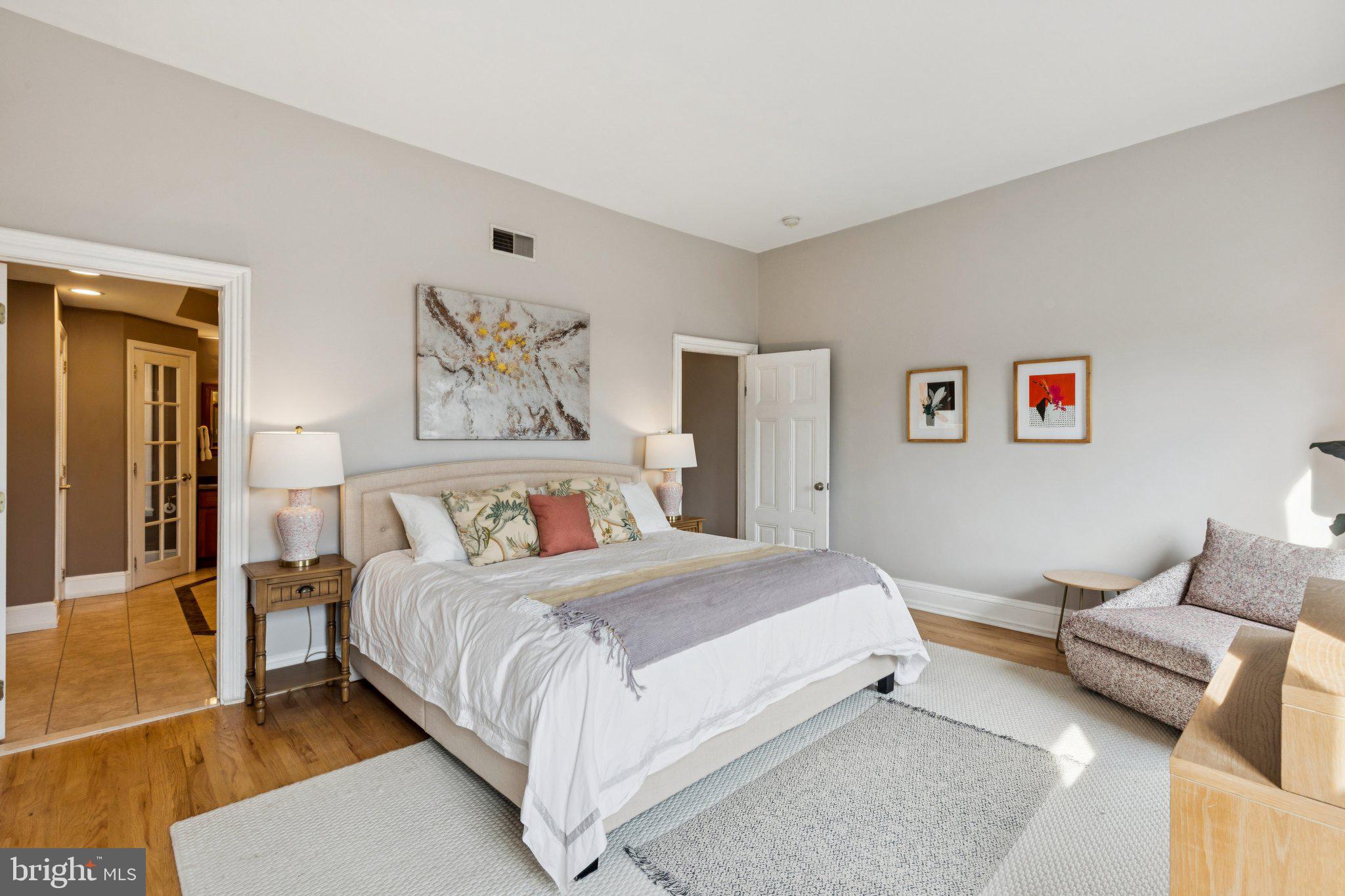 RITTENHOUSE SQUARE - Residential