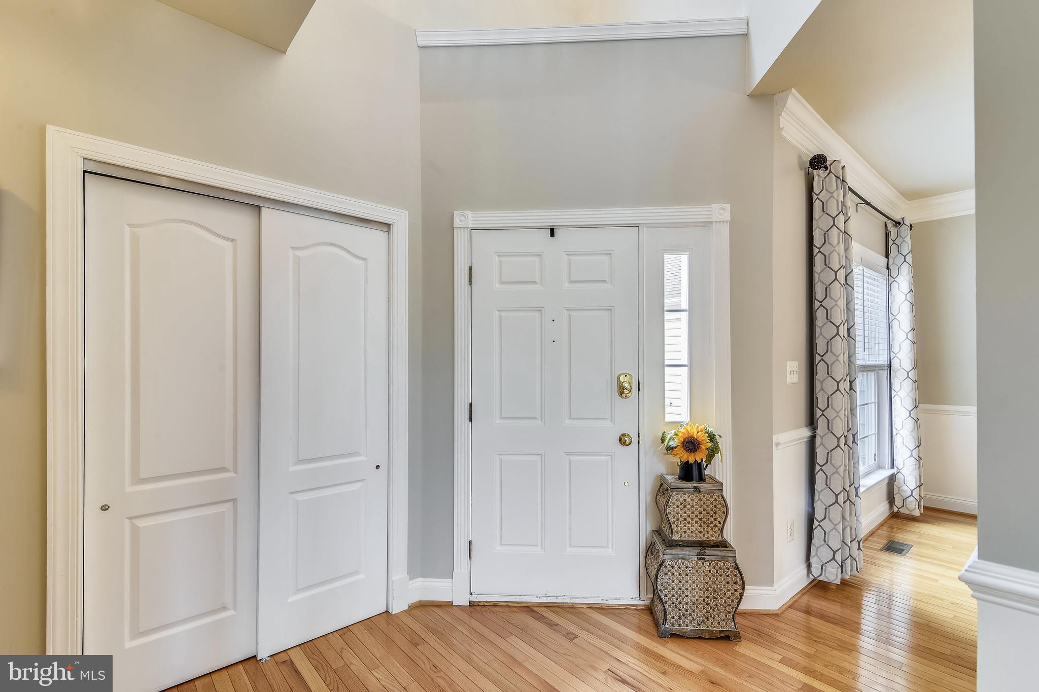 SOUTH RIDING - Residential
