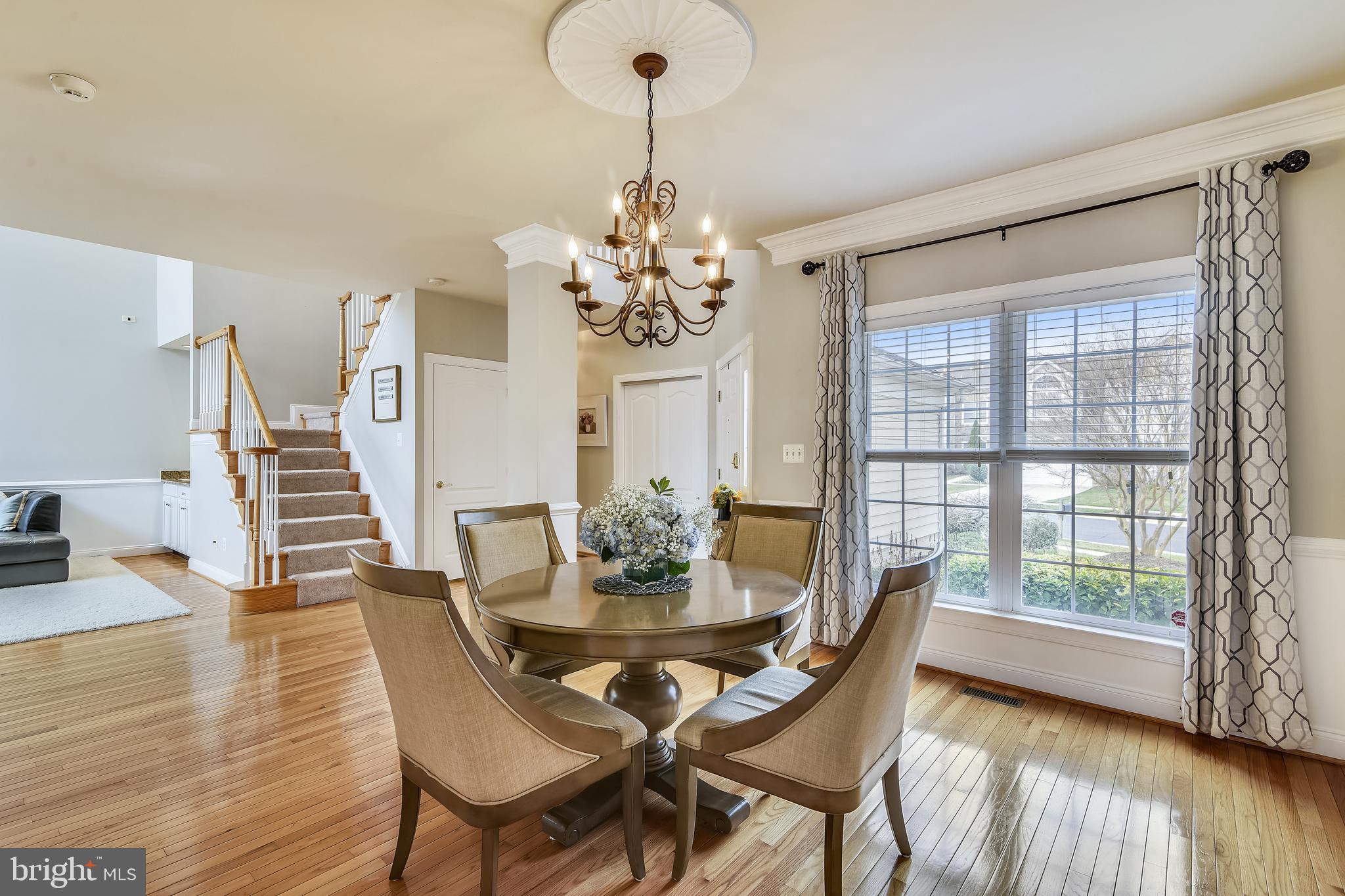 SOUTH RIDING - Residential