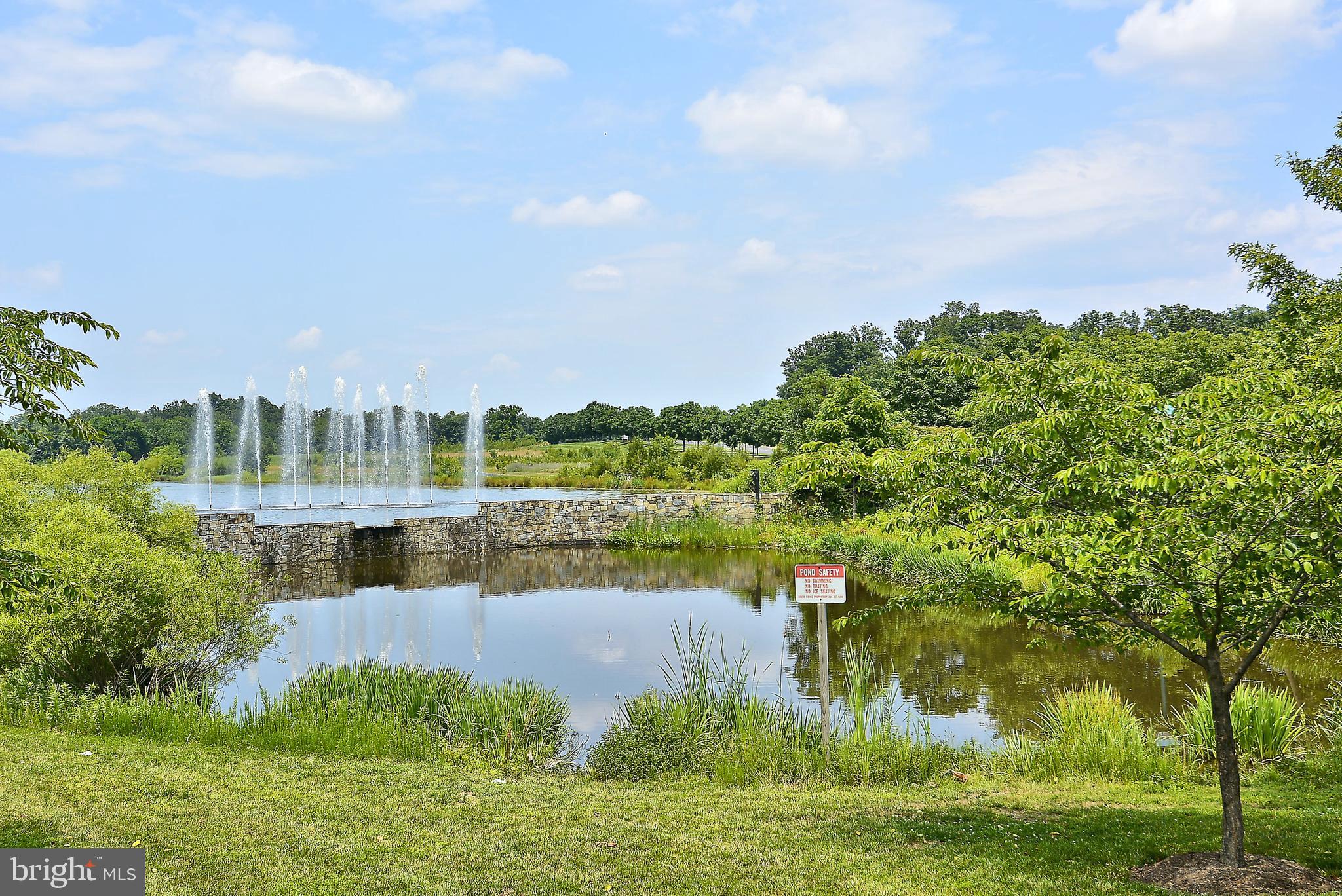 SOUTH RIDING - Residential