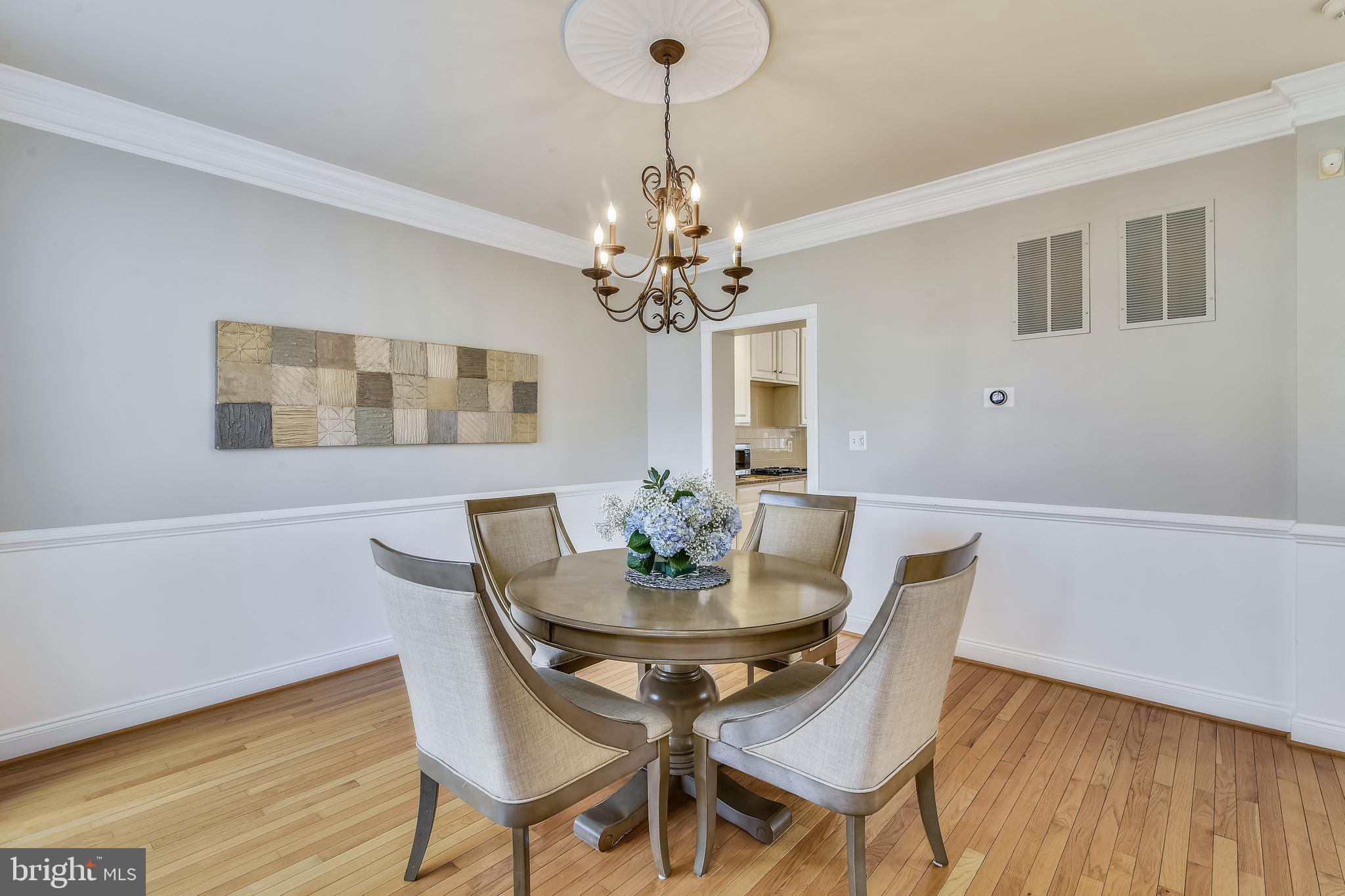 SOUTH RIDING - Residential