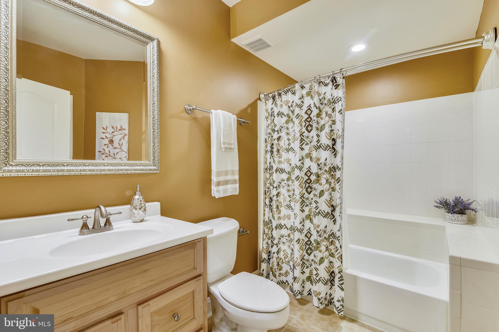 SOUTH RIDING - Residential