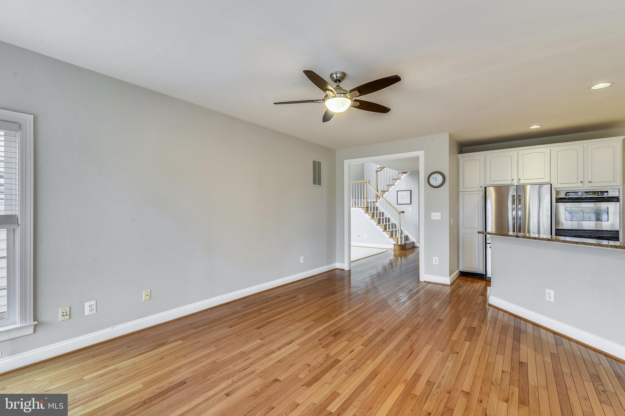 SOUTH RIDING - Residential