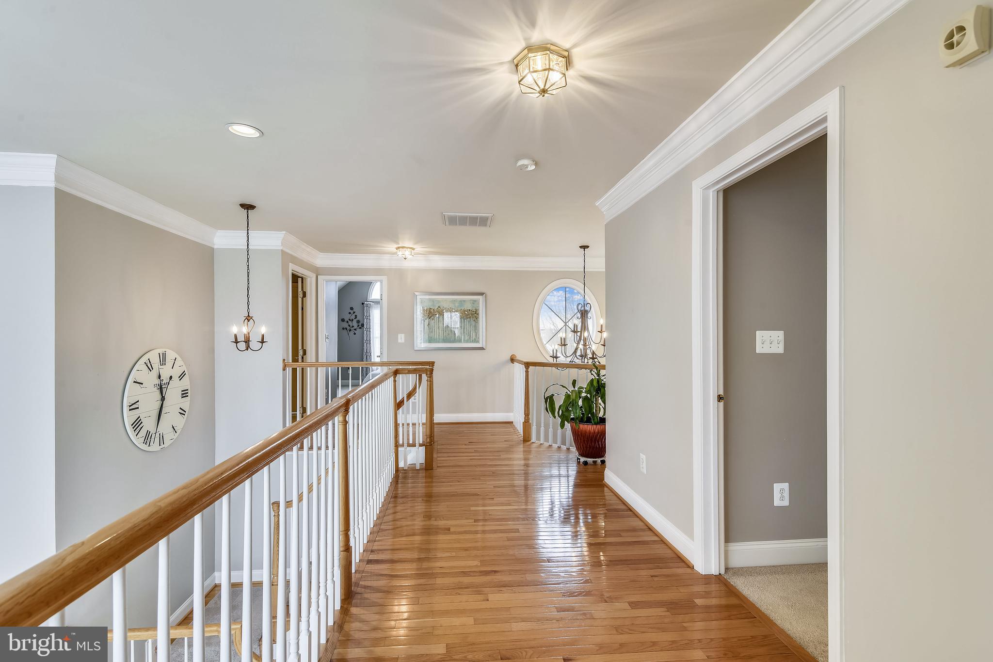 SOUTH RIDING - Residential