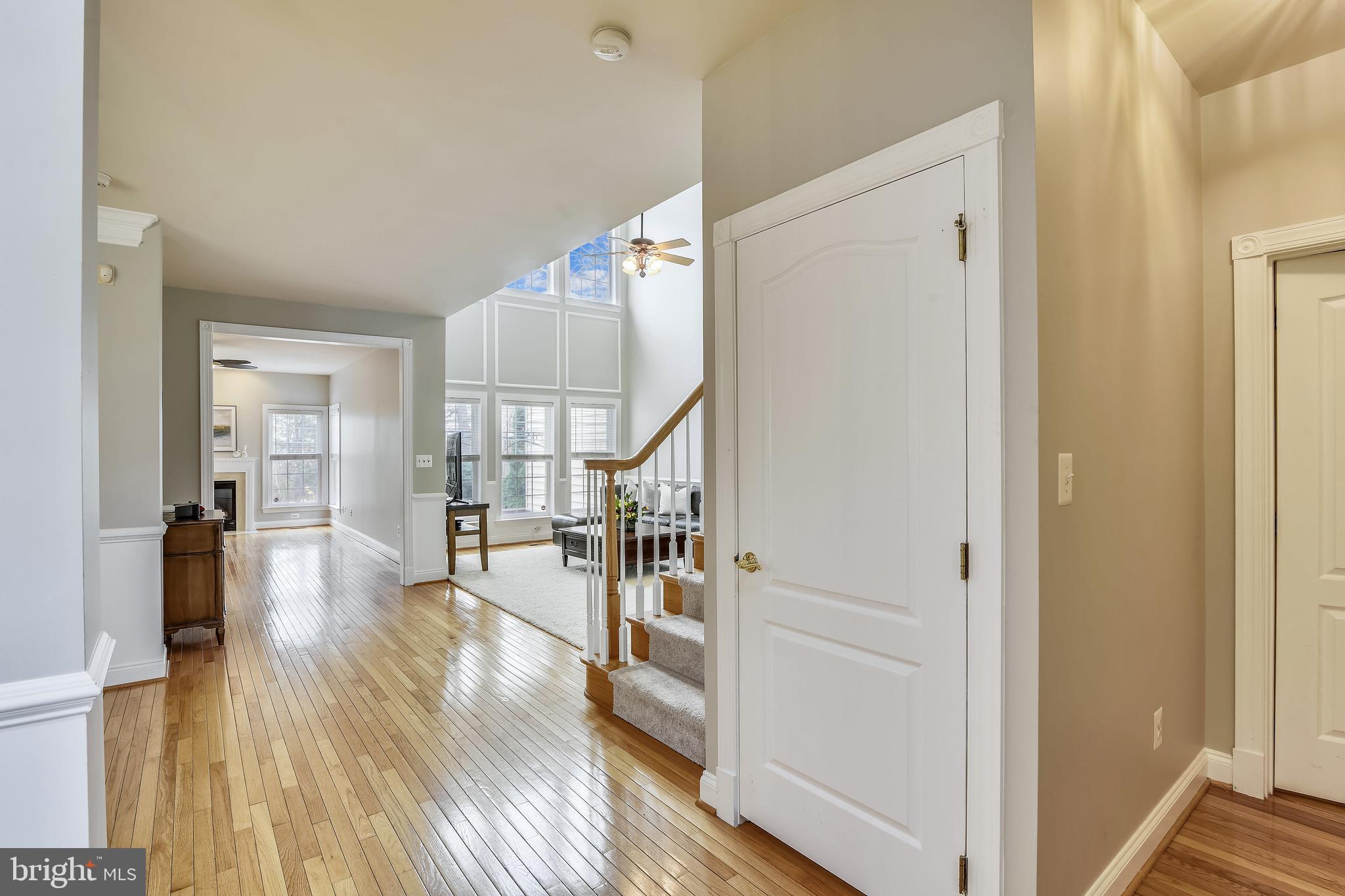 SOUTH RIDING - Residential