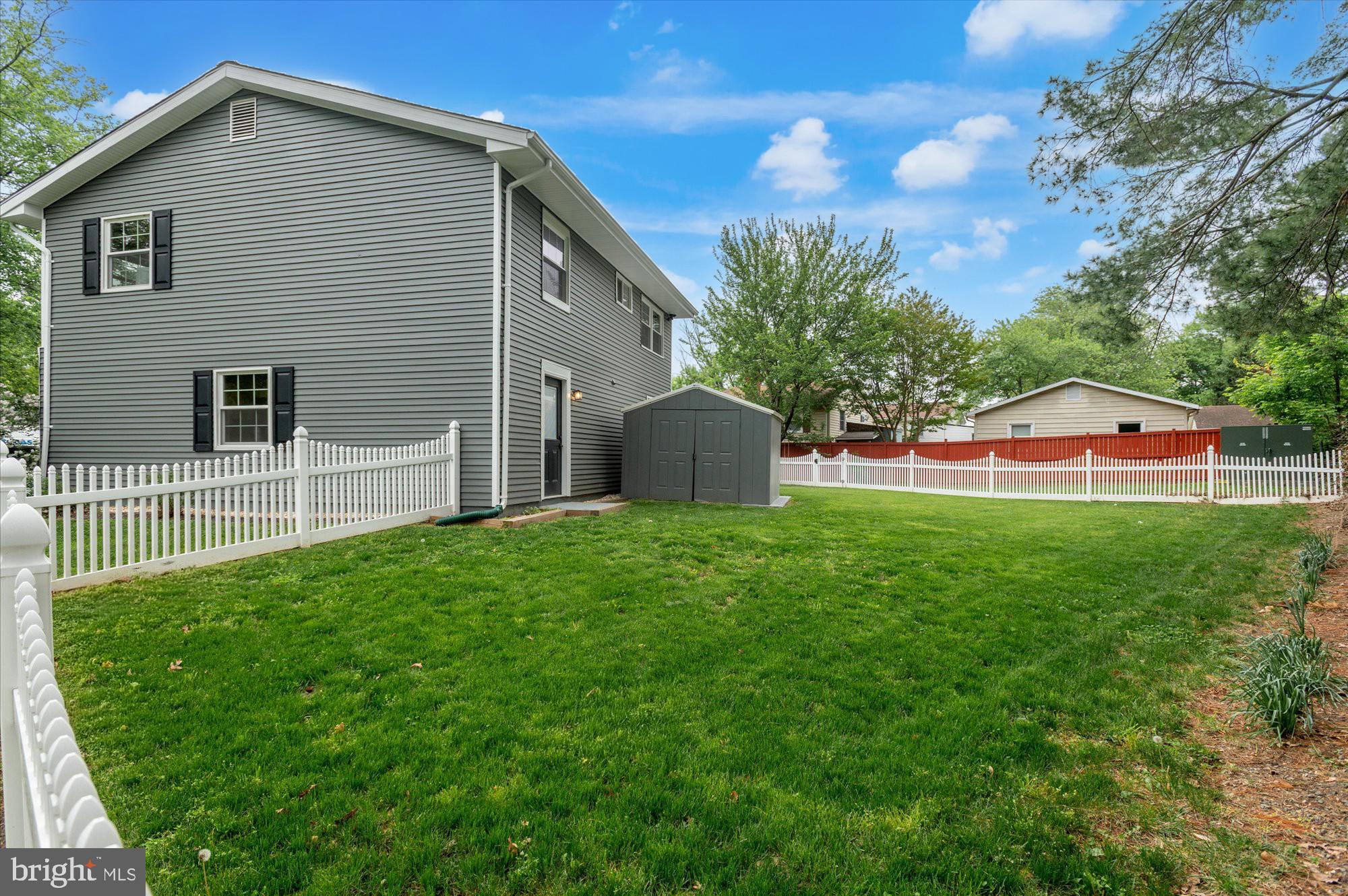 STERLING  PARK - Residential