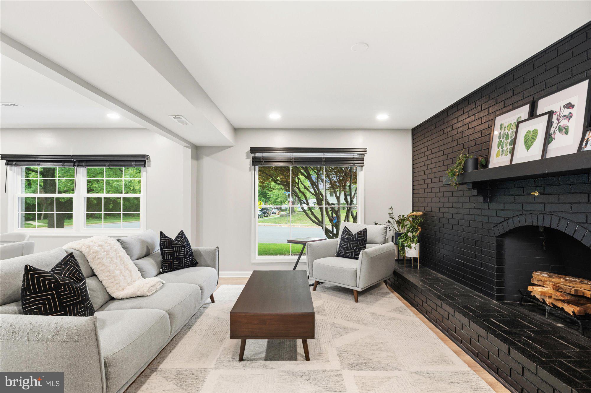 STERLING  PARK - Residential