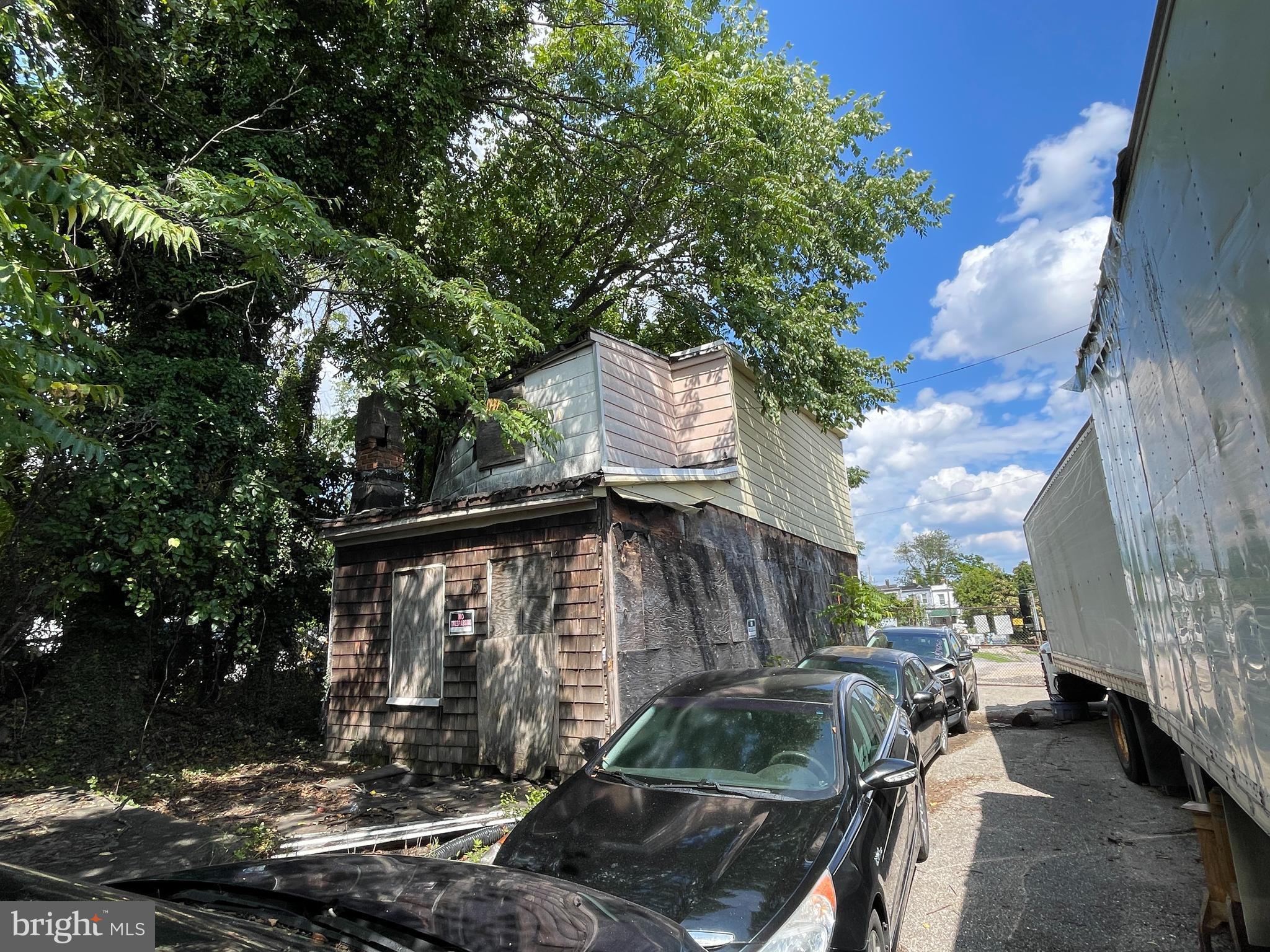CARROLL-SOUTH HILTON - Residential