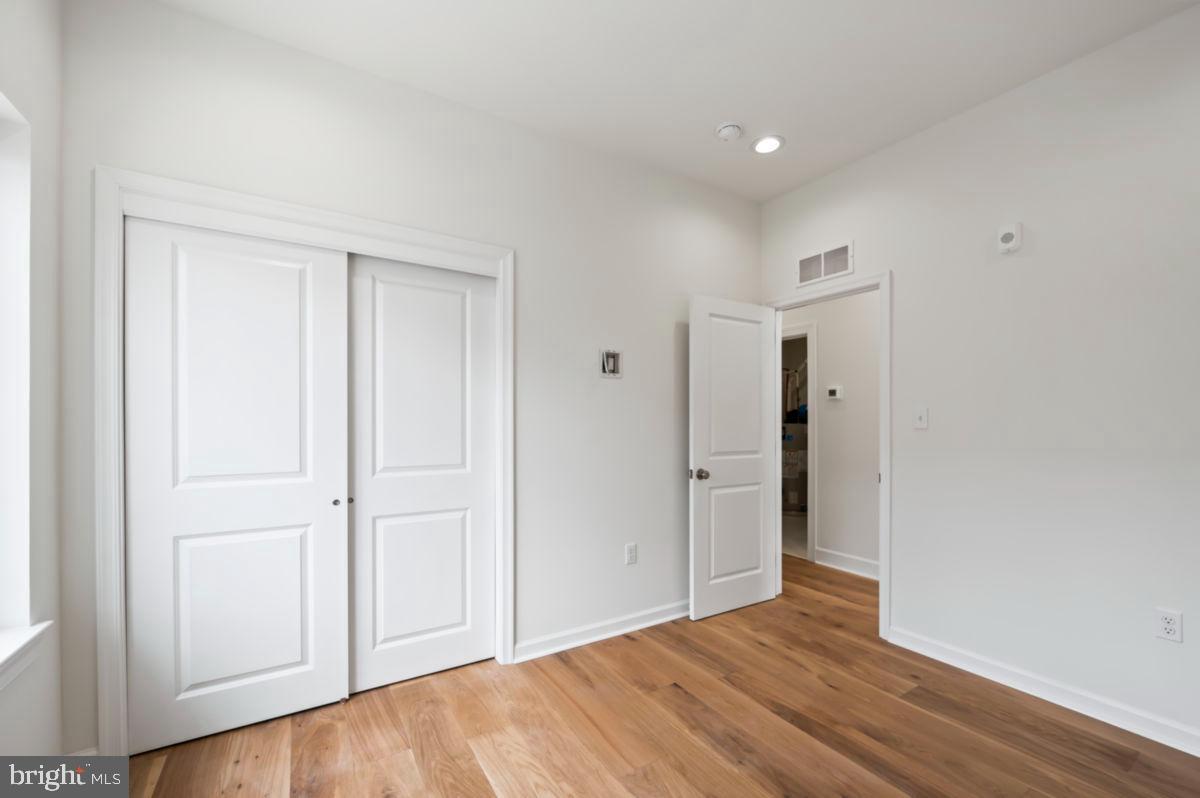 NORRIS SQUARE - Residential