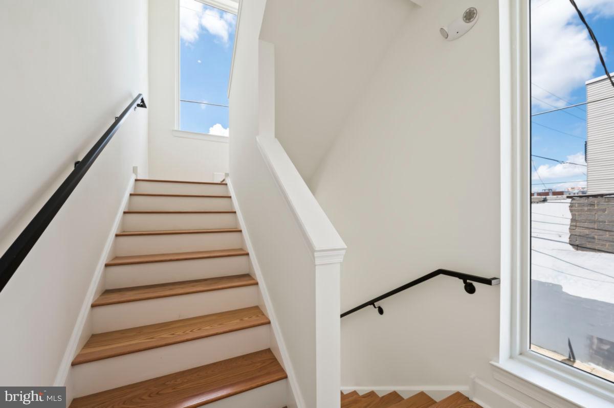 NORRIS SQUARE - Residential