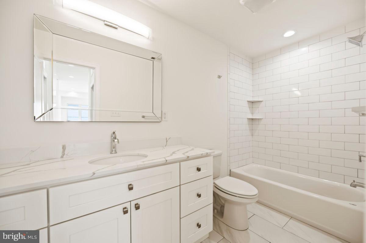 NORRIS SQUARE - Residential