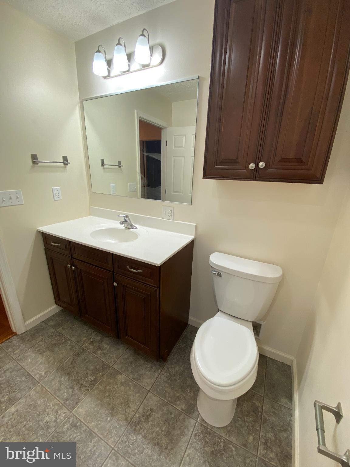 STONY RUN - Residential Lease