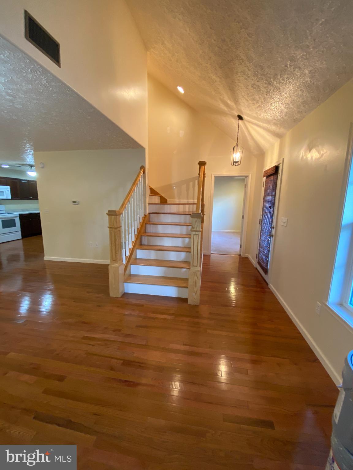 STONY RUN - Residential Lease