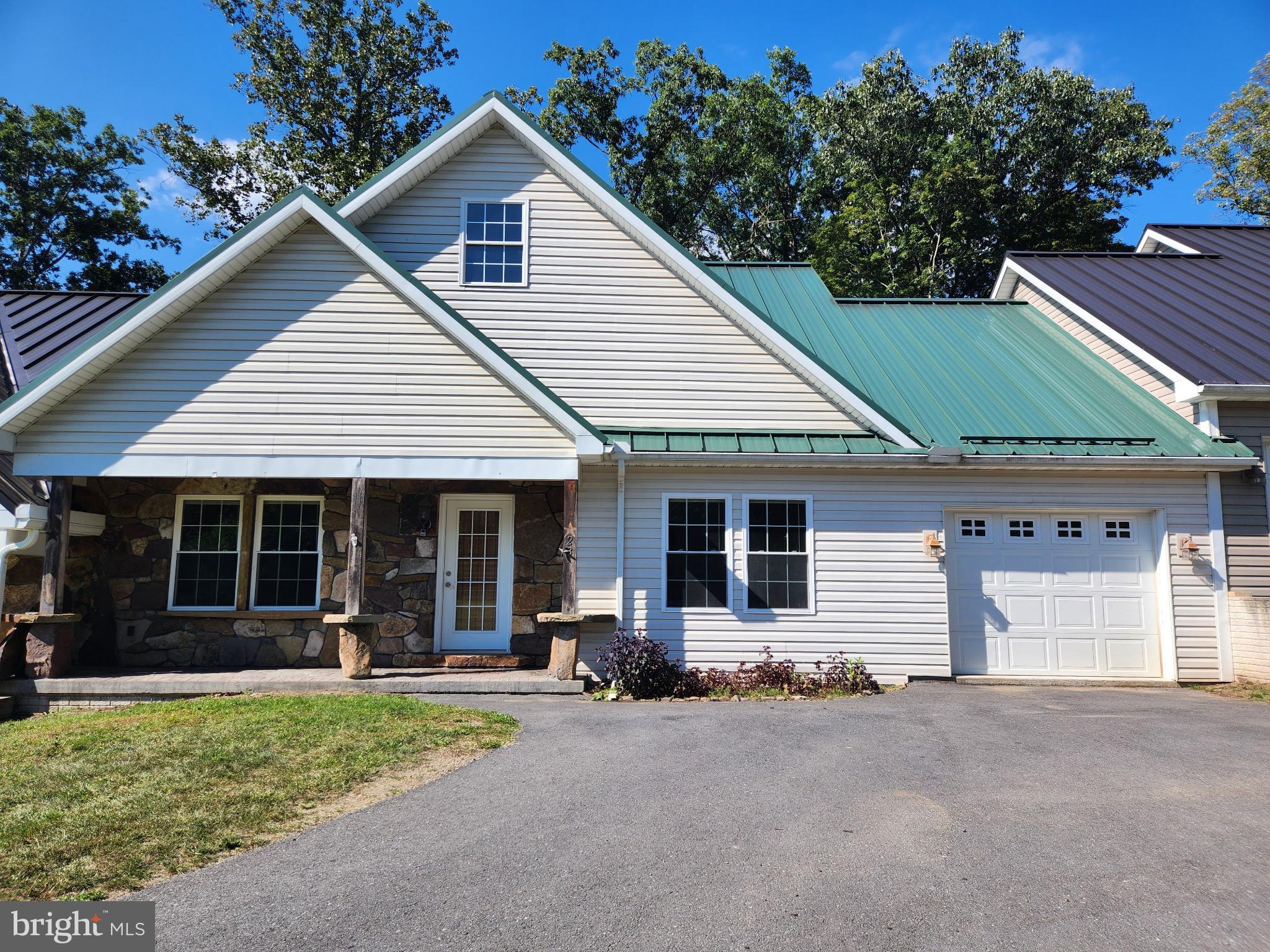 STONY RUN - Residential Lease