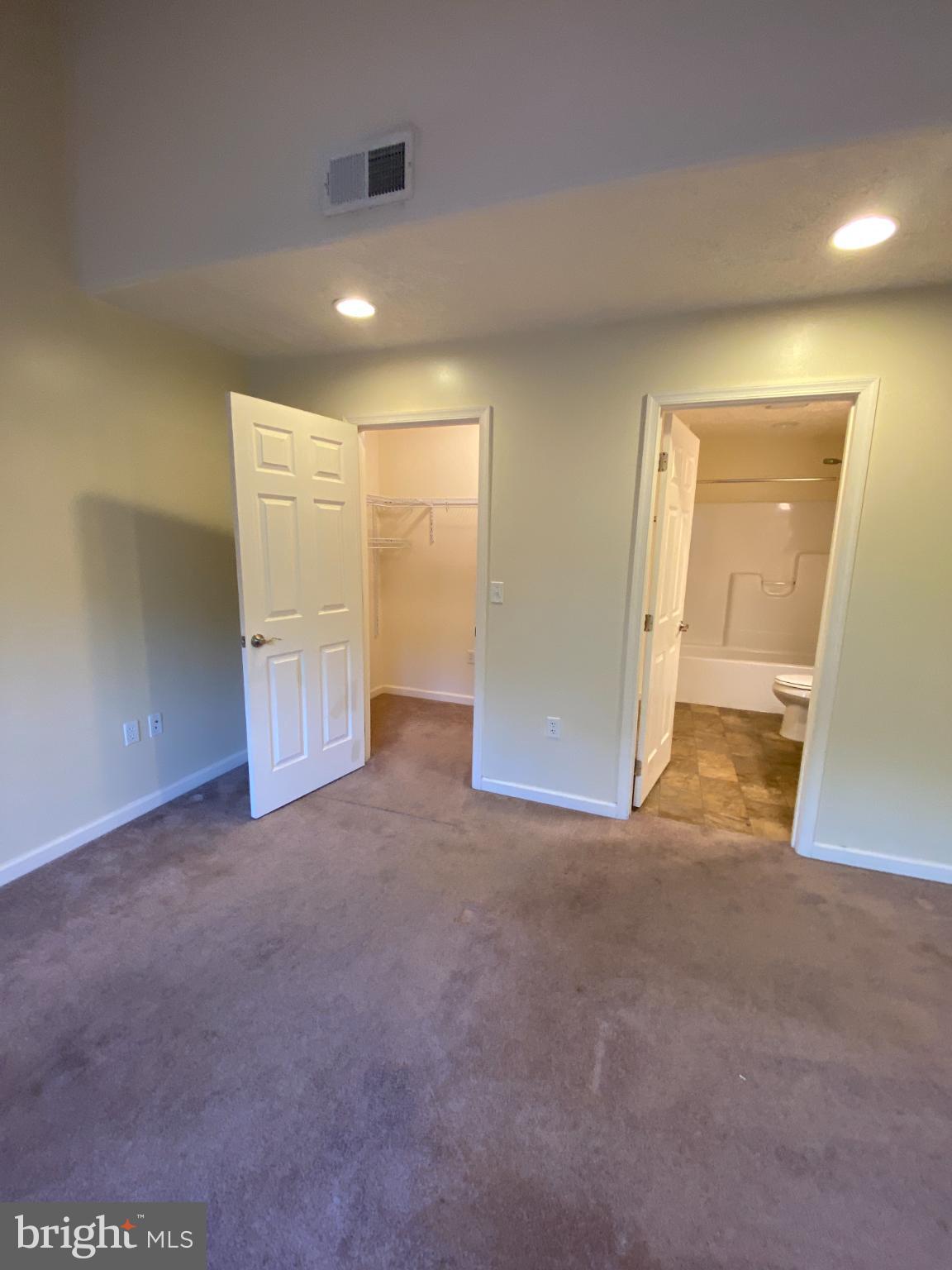 STONY RUN - Residential Lease